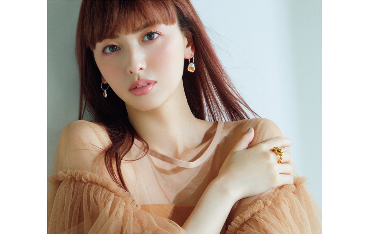 盛りながら引き算する大人のカラーメイク