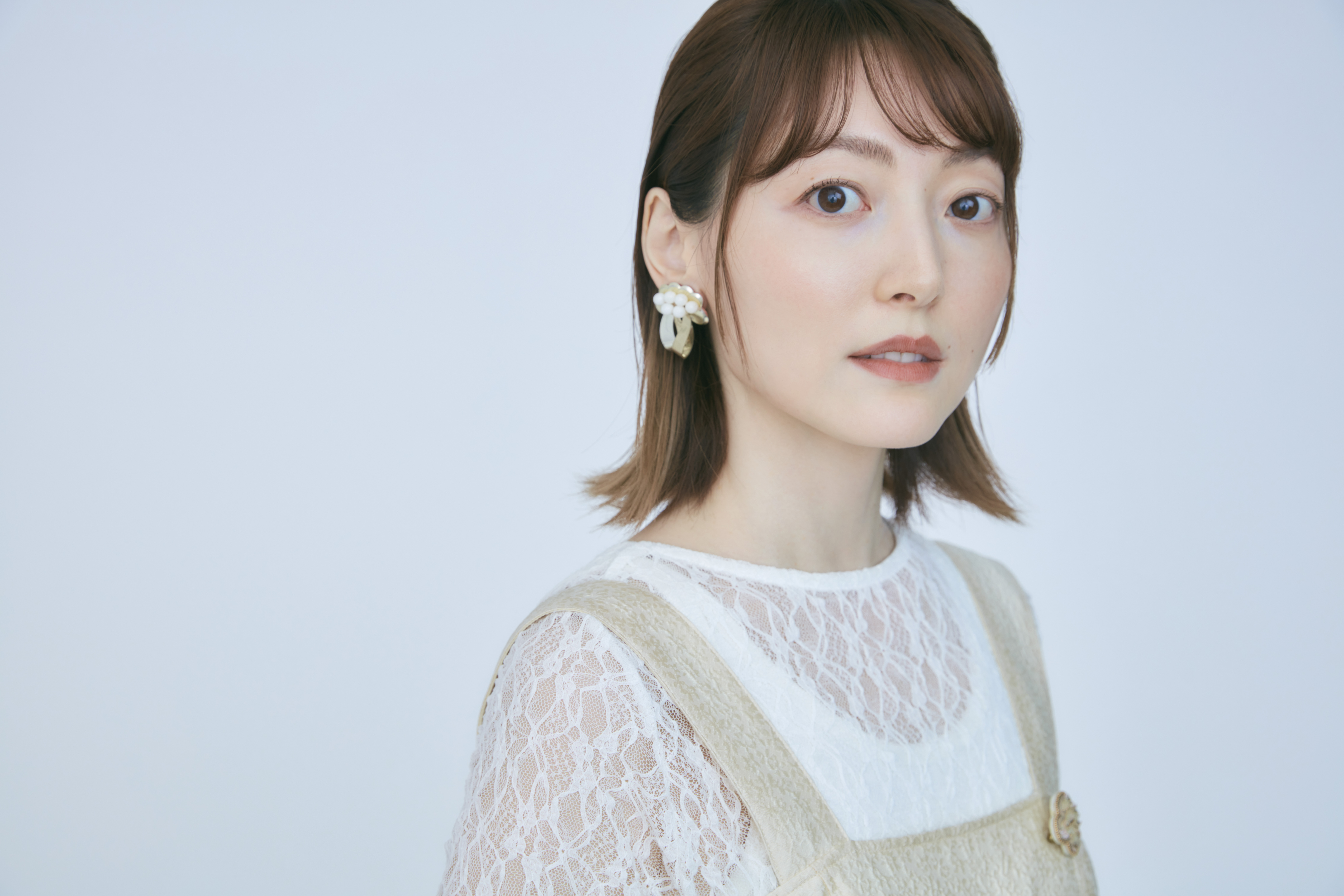 声優花澤香菜さんオフショット③