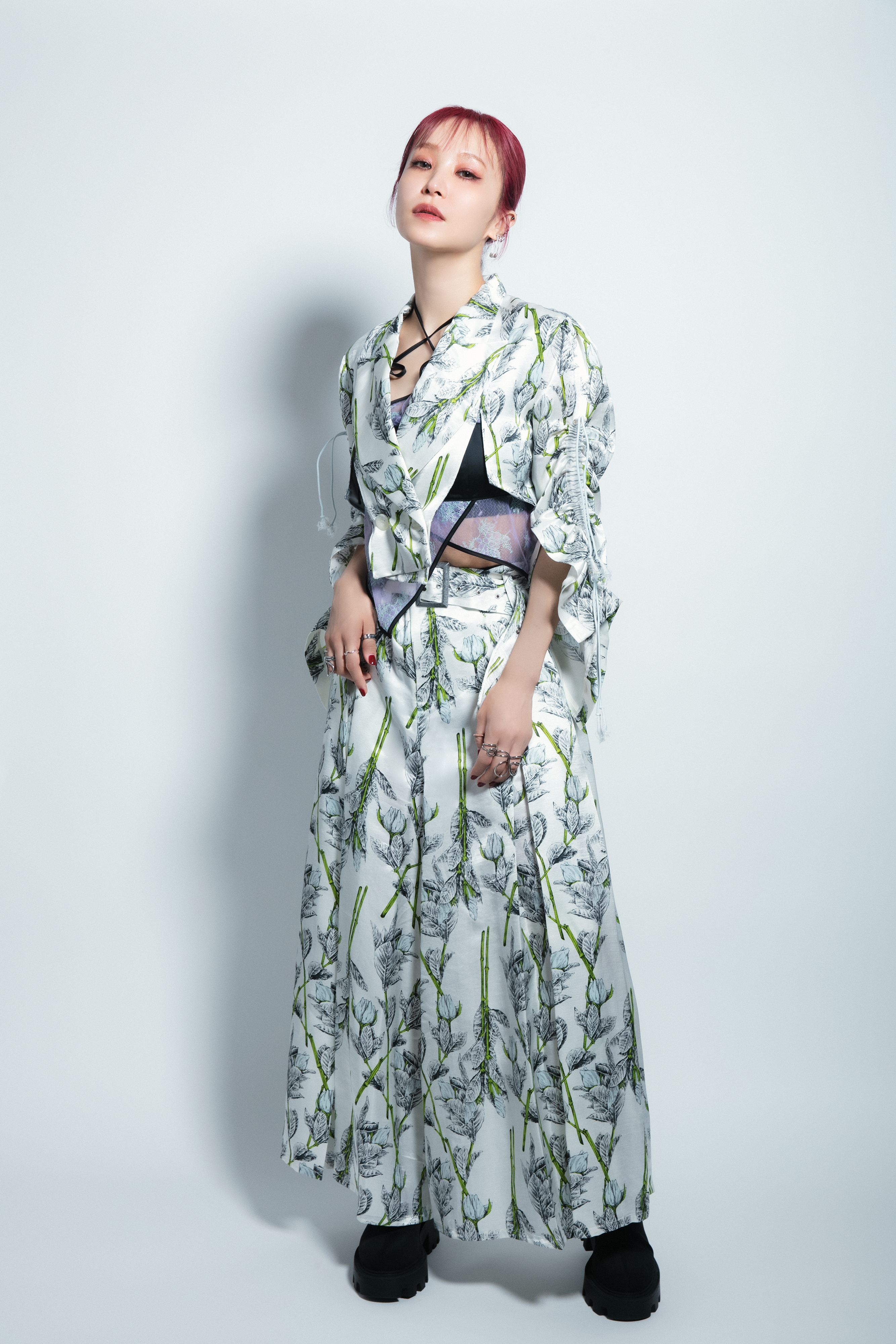 鬼滅の刃　無限城編 第一章 猗窩座再来　LiSA 全身