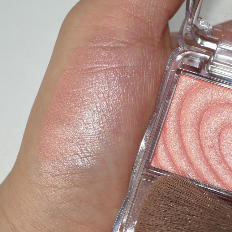 キャンメイク「パウダーチークス」  P03 チアフルピーチ