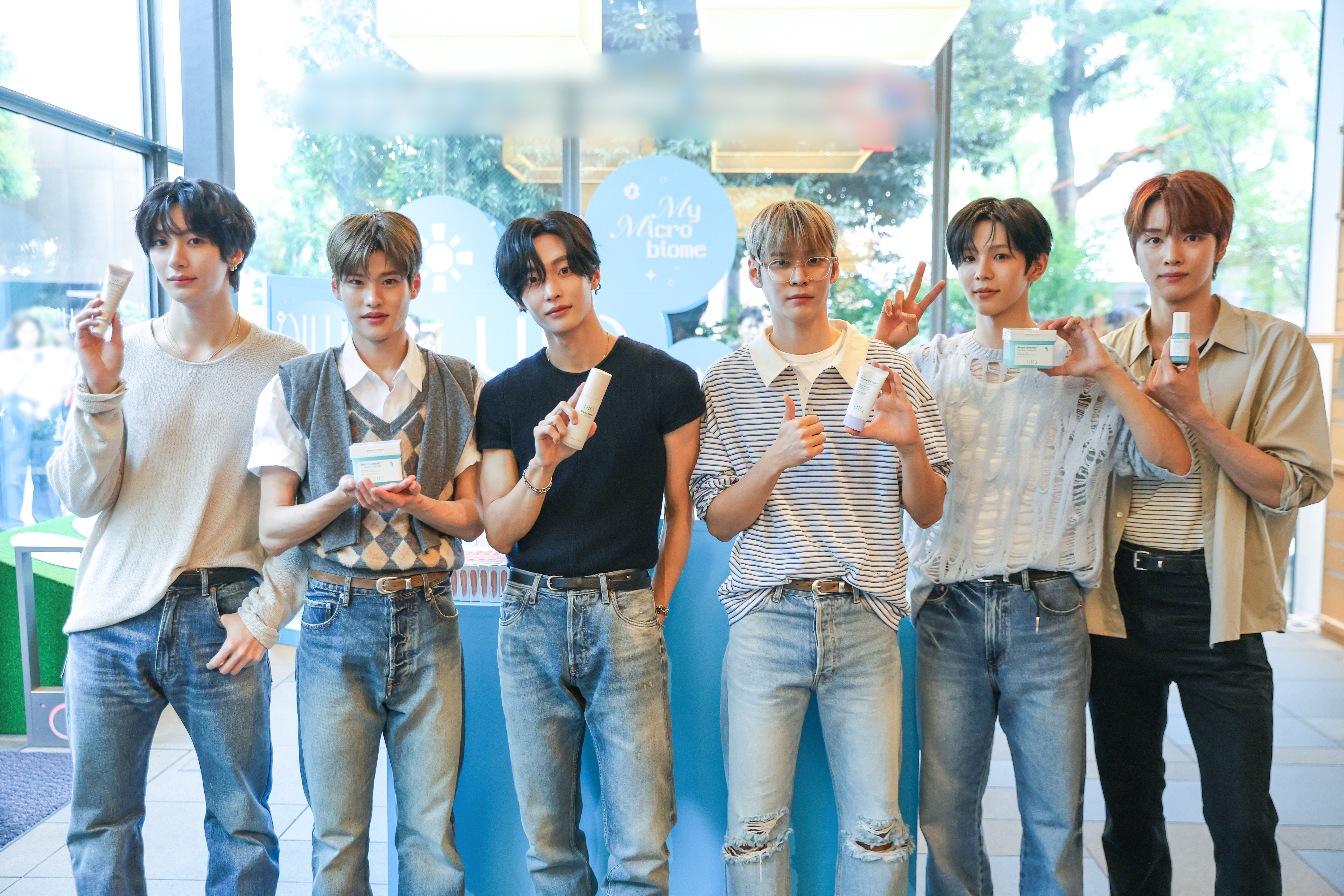 マキア　RIIZE　UIQ　韓国コスメ　代官山 蔦屋書店　サイン会