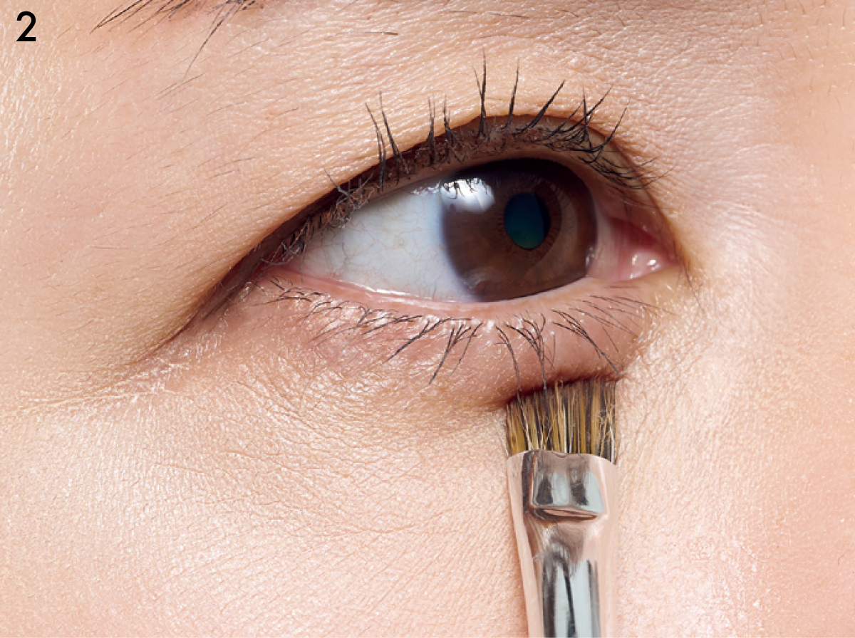 黒ぐま×たるみぐまタイプのくまカバー＆涙袋メイクのテクニック コンシーラーをのせる 目の下