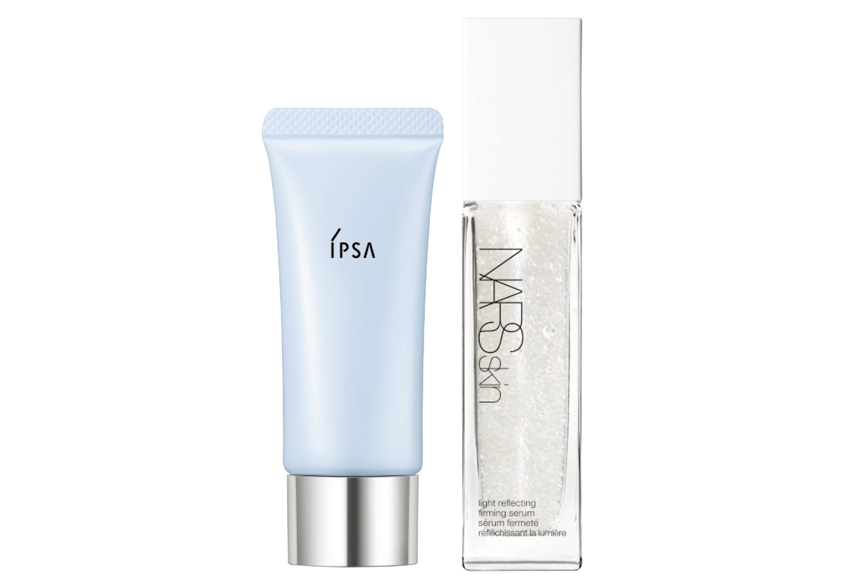 （右）ライトリフレクティング ファーミングセラム 30㎖ ￥9900／NARS JAPAN　（左）コントロールベイスe ブルー 20g SPF25･PA++ ￥3300／イプサ