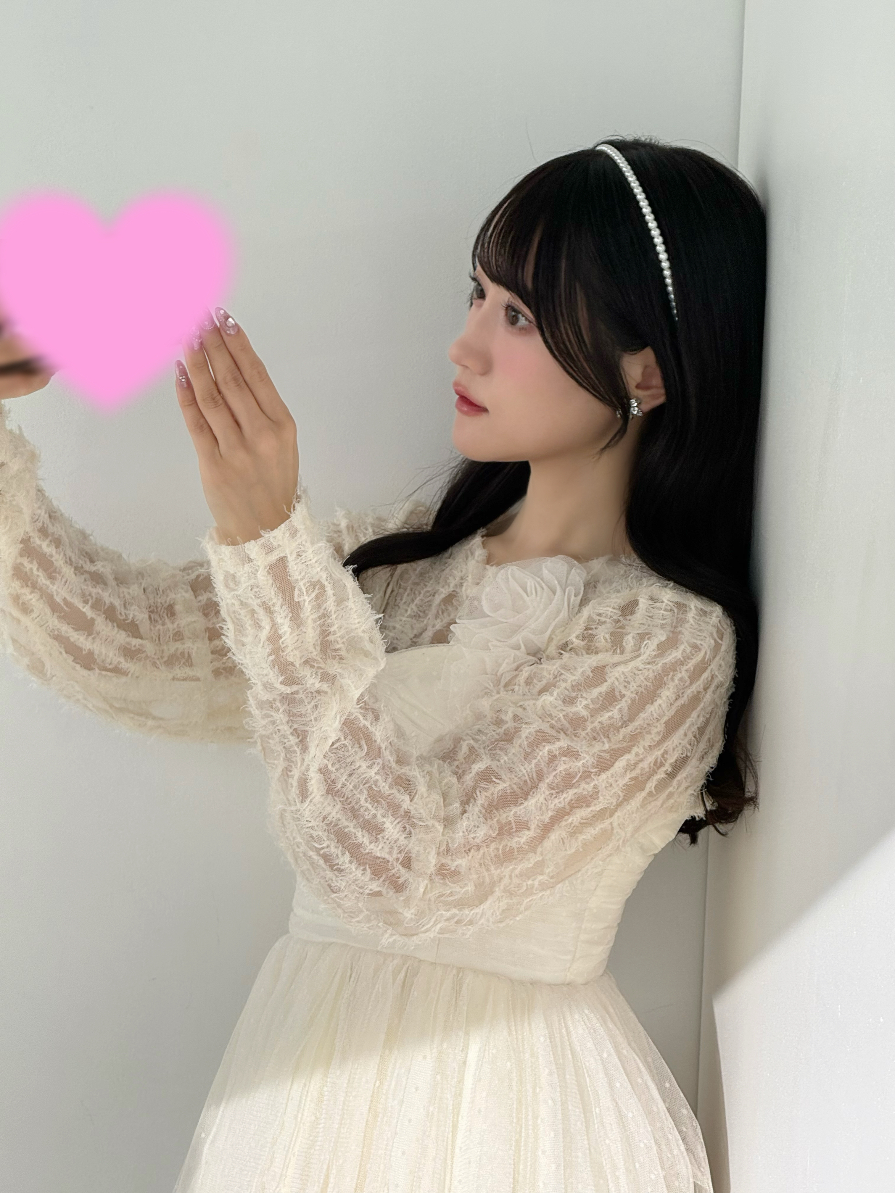 声優 小倉唯 自撮り風景