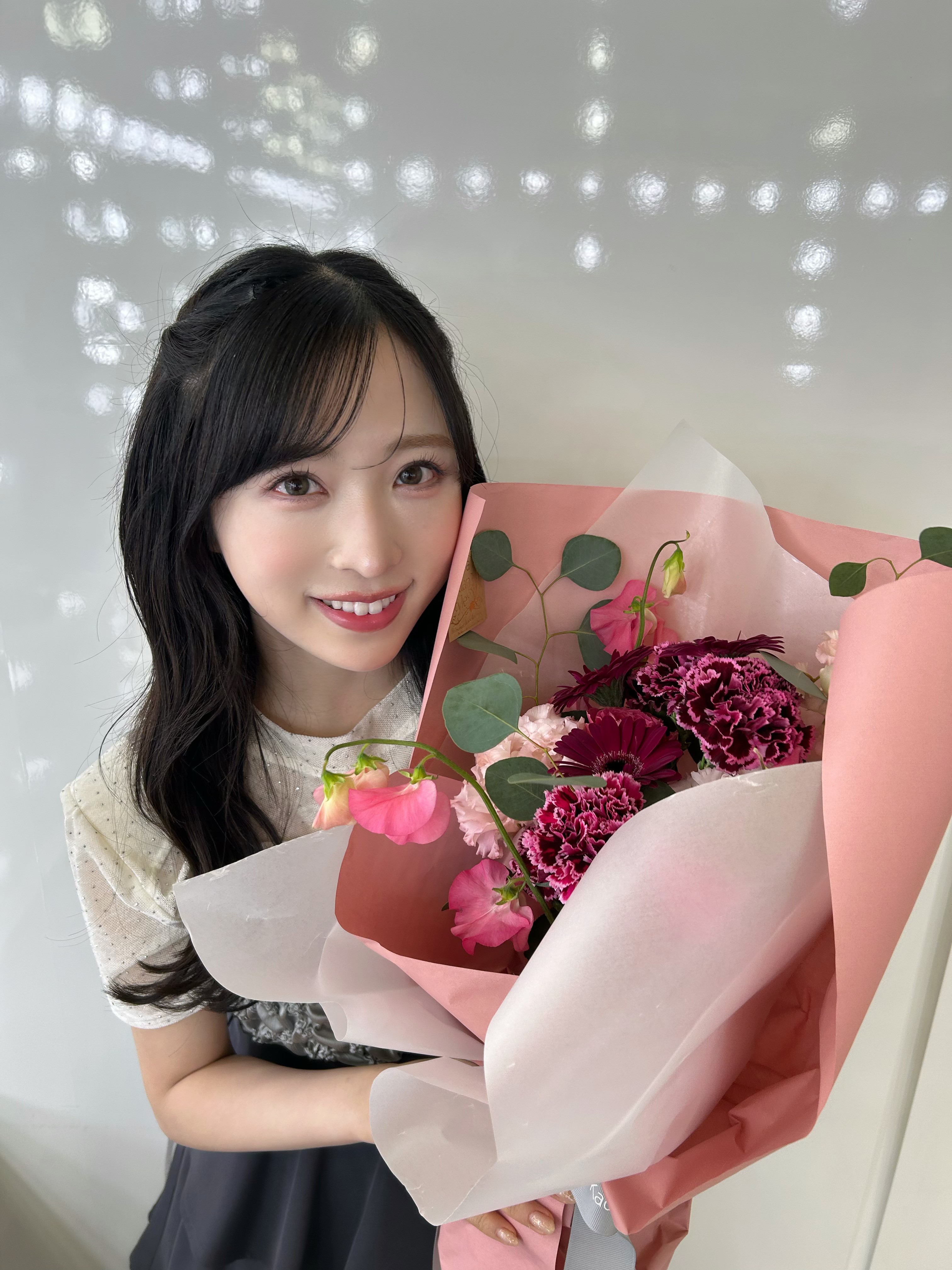 AKB48小栗有以さんマキア4月号オフショット【“崩れない”アイドルメイク】PhotoGallery_1_1