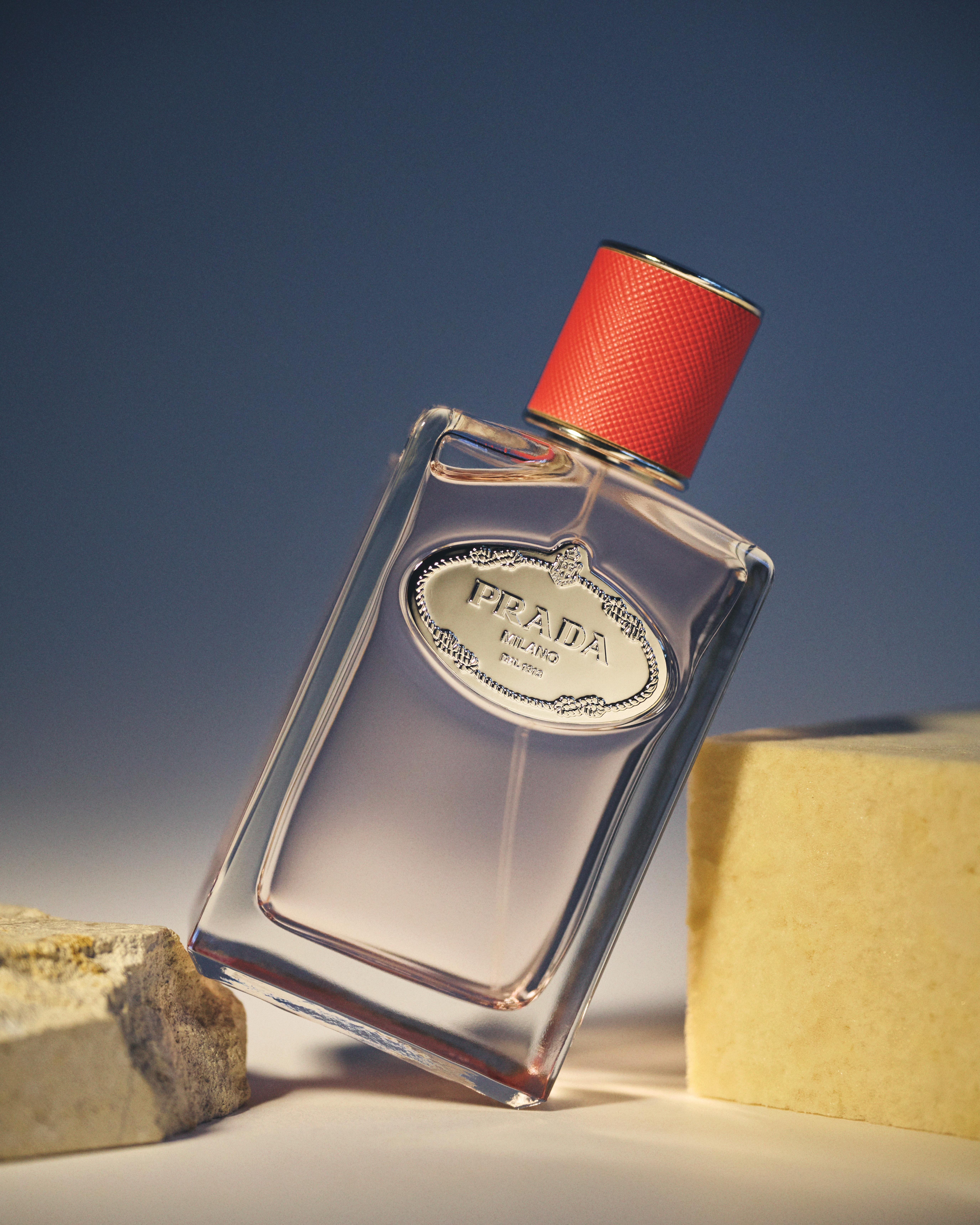 プラダ、プラダ ビューティ、インフュージョン ドゥ プラダ ルバーブ オーデパルファム、フレグランス、香水