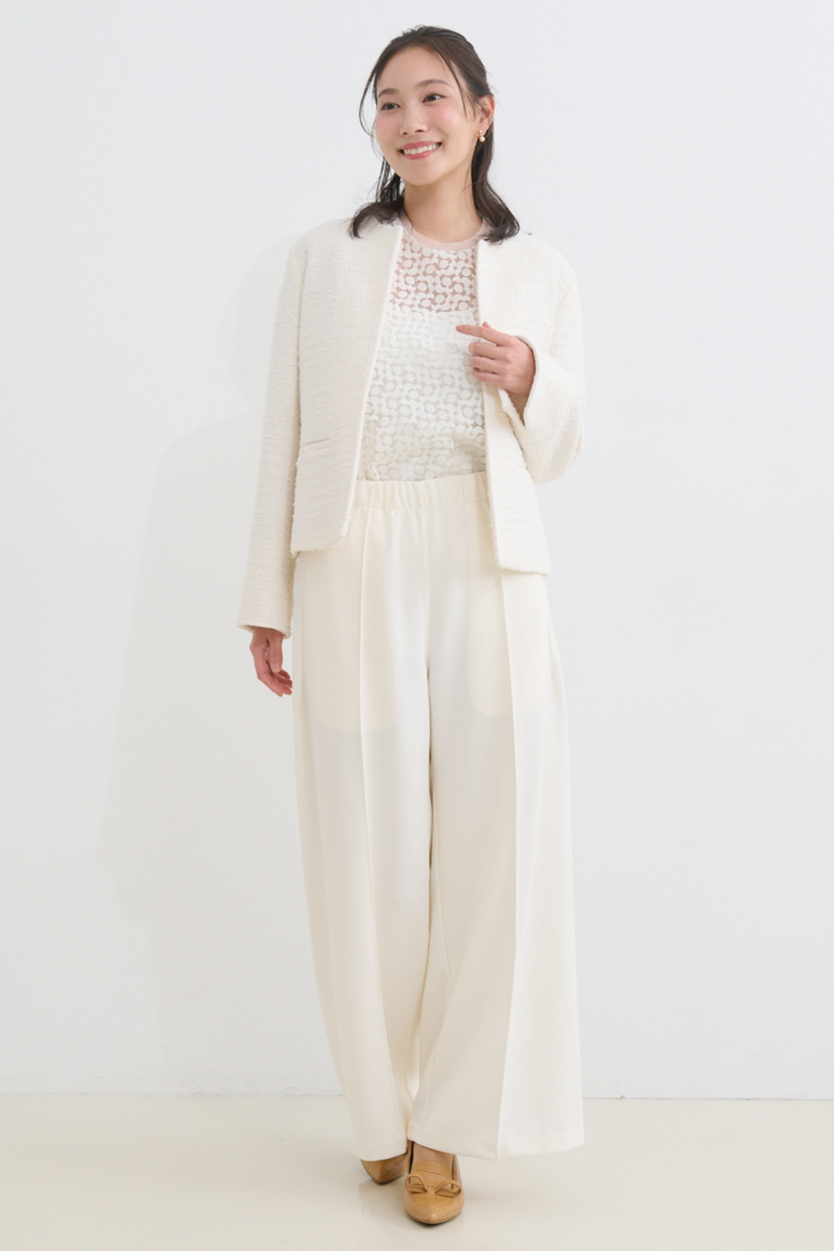 【卒入園式・卒入学式のカジュアルスーツスタイルに似合う髪型】セミロング編