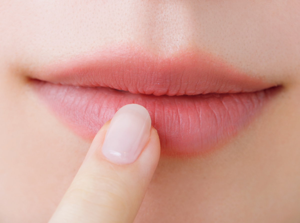 ブルベ・守屋麗奈さんで実演！ ベスコス受賞コスメで即洒落顔メイク PhotoGallery_1_1