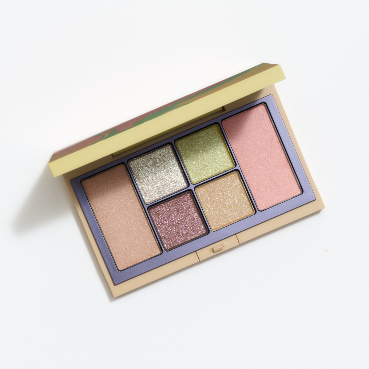 イエベ秋 クリスマスコフレ2025 おすすめ RMK ブリーズ ブリス エスケープ アイズ ＆ ブラッシュ パレット