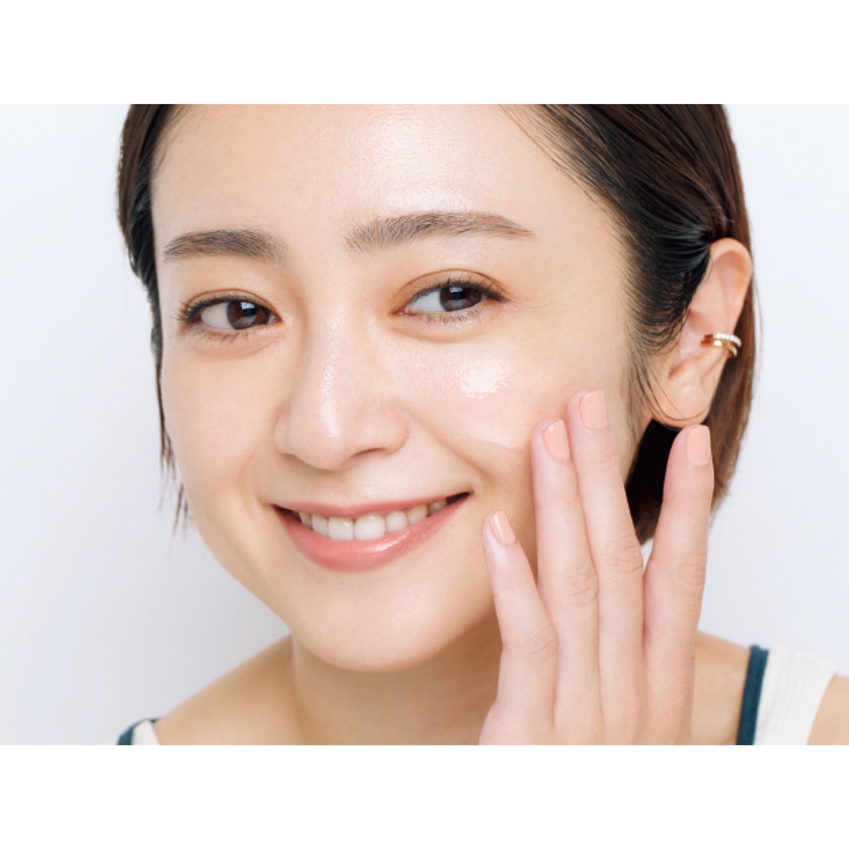 軽やかに「キレイ」を楽しむ人『安達祐実 BEAUTY BOOK』GALLERY_1_1