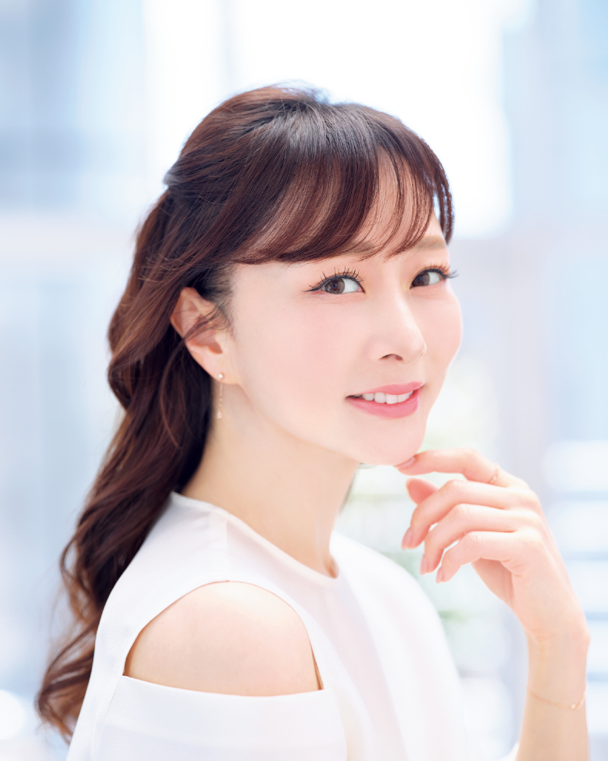 石井美保さんの涼顔レシピ。猛暑でも崩さないベースをつくる、朝のスキンケアルーティンとは？