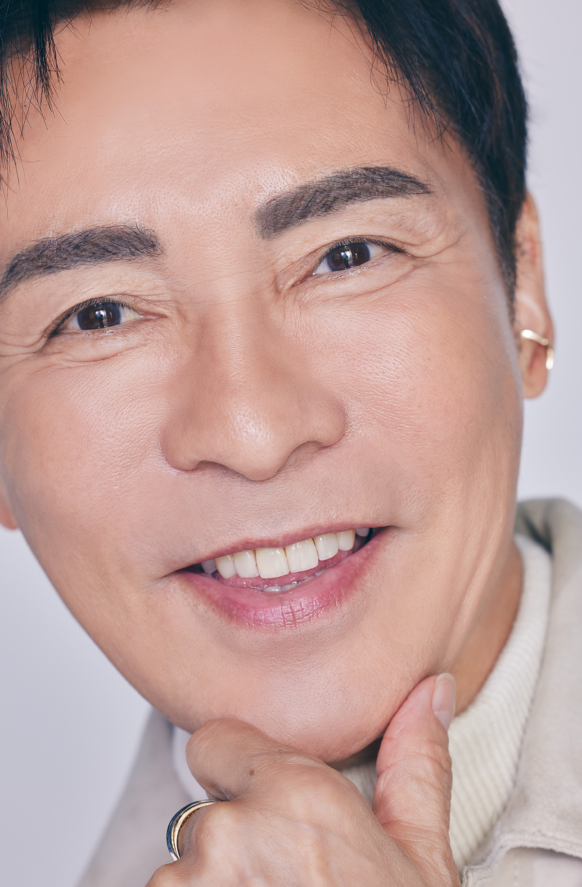 郷ひろみ　美容術10問10答　美容法　インタビュー