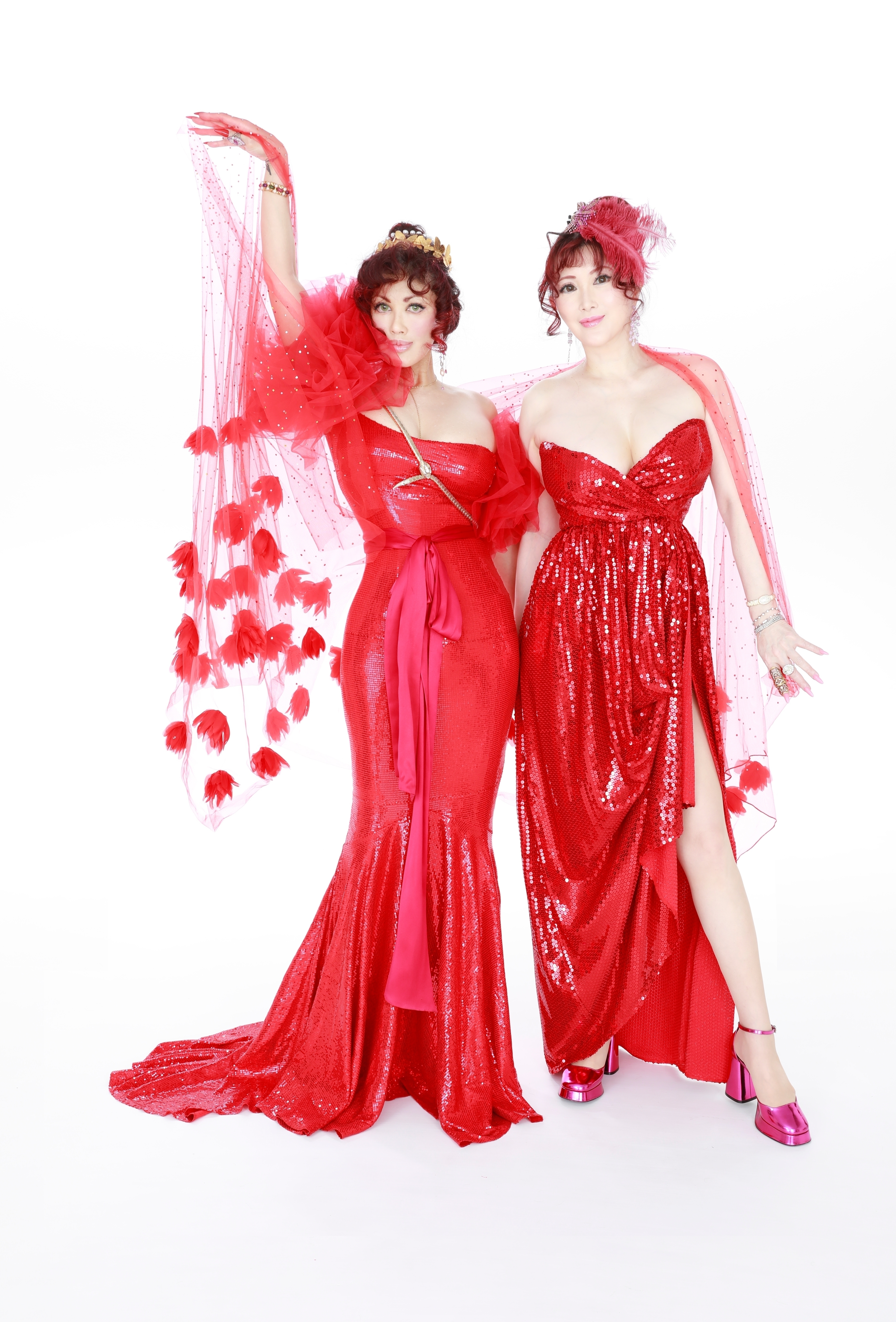 美と愛の女神・叶姉妹が降臨！ 「2023年をファビュラスに過ごすために叶姉妹からの愛の言葉」GALLERY_1_1