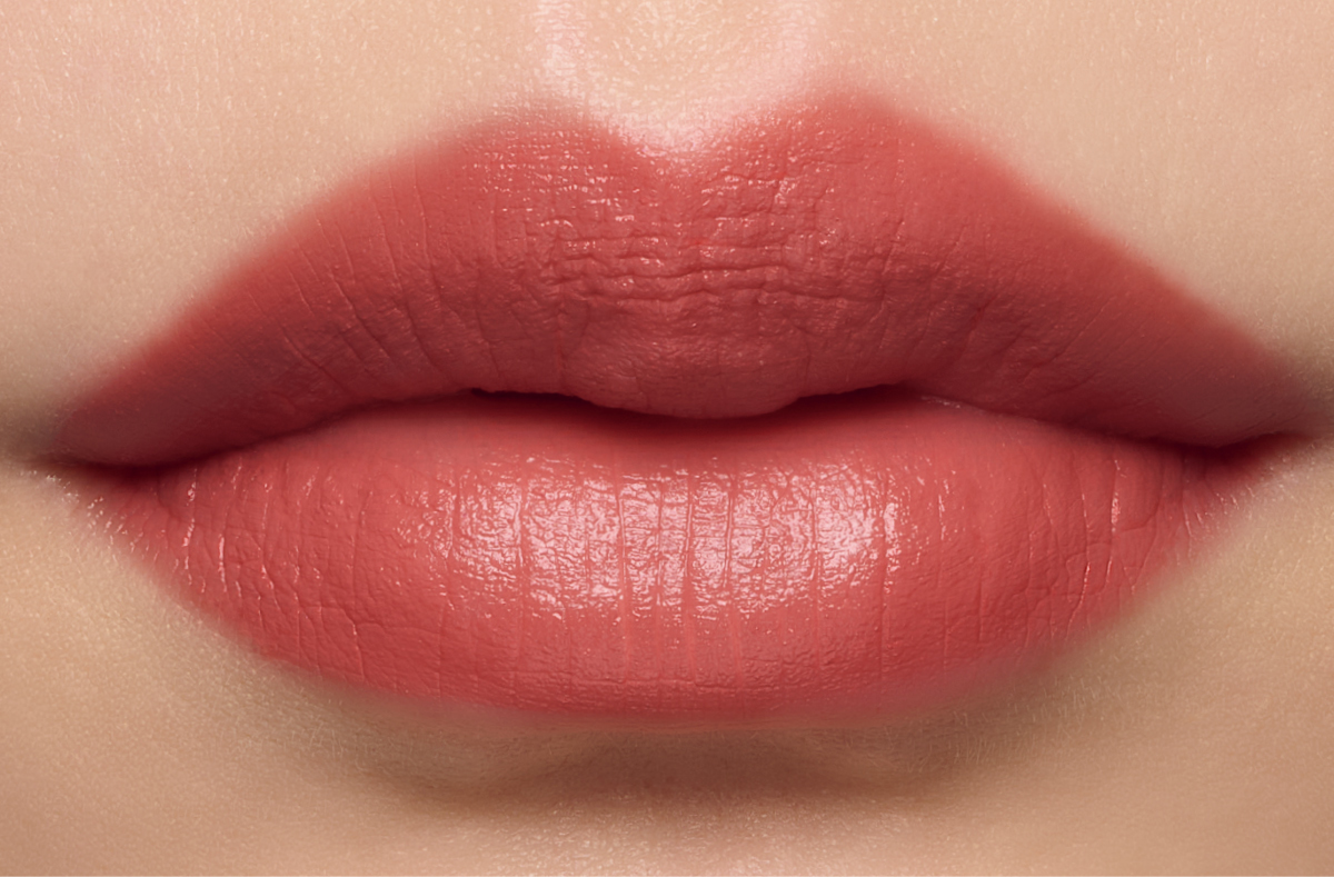 ジバンシイ　ルージュ・ジバンシイ・ベルベット・マット N04をイエベがスウォッチ