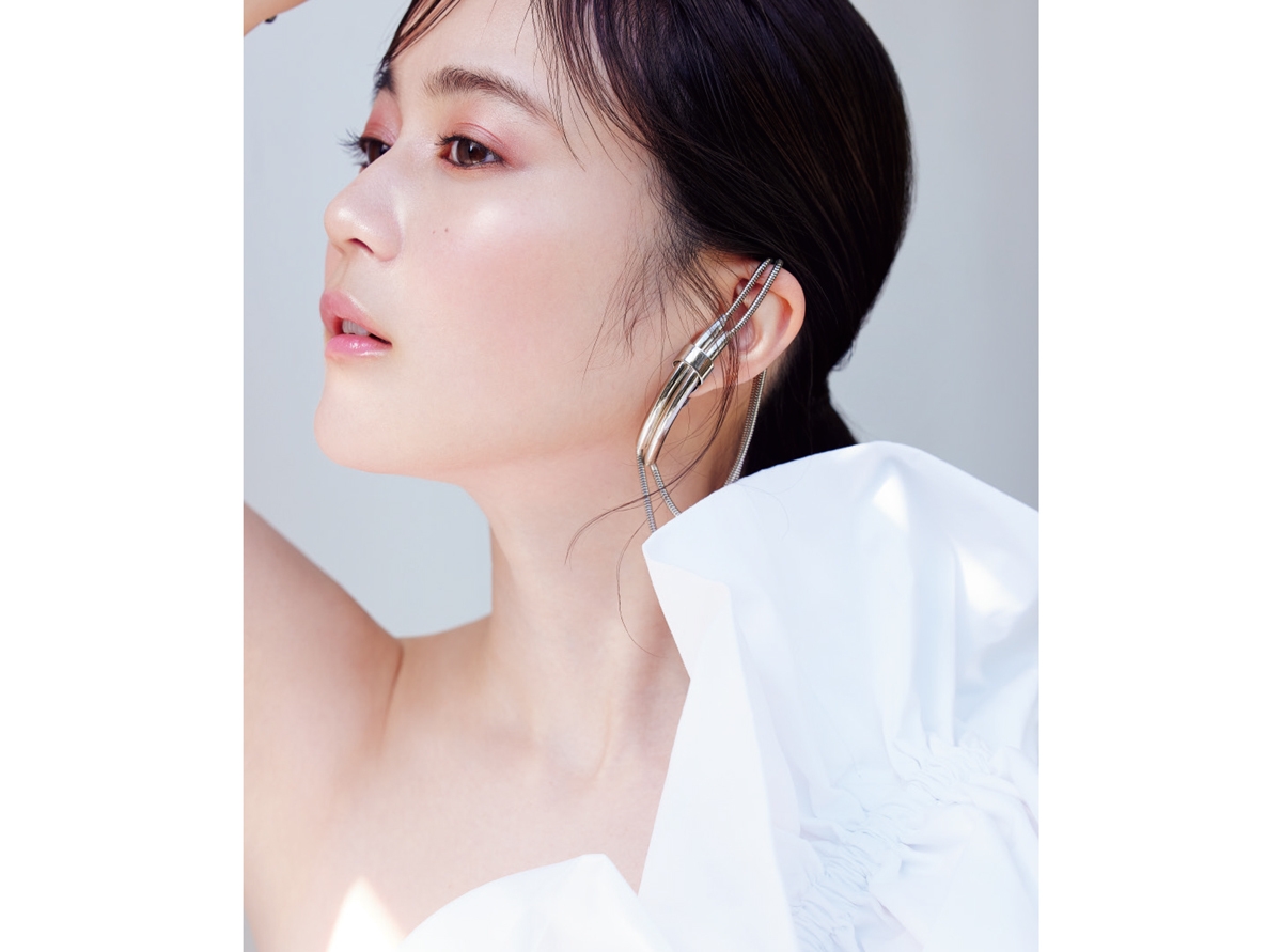 旬のトーン抑えめピンクを使った キリリ可愛い抜け感メイク