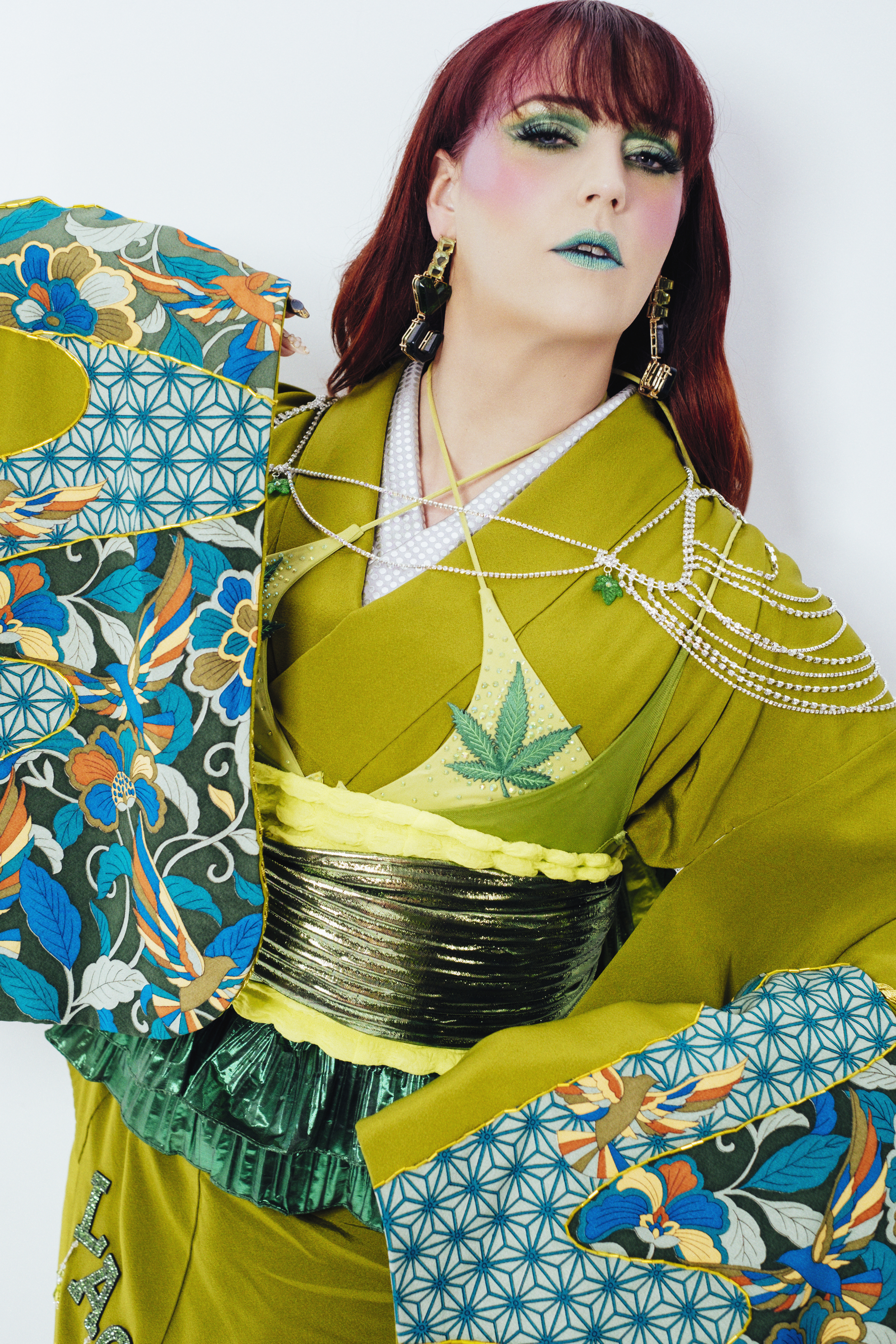 ラガンジャ・エストラージャMAQUIA ONLINE撮り下ろし