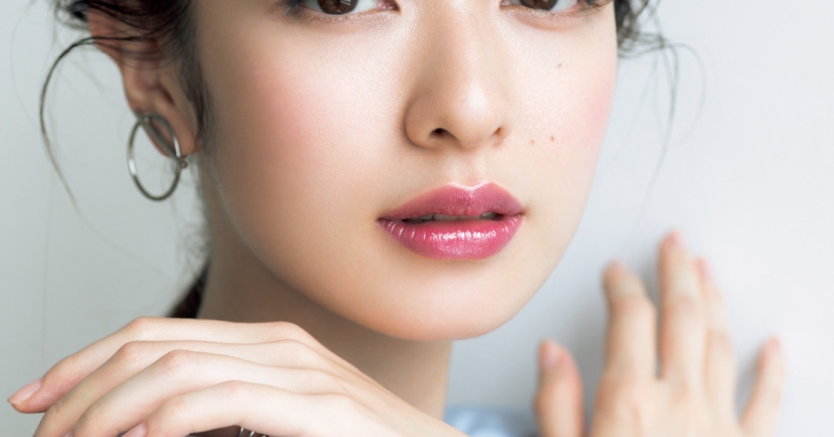 王道“ピンク”は辛口な色が最旬！ この秋大注目のメタルピンクリップで