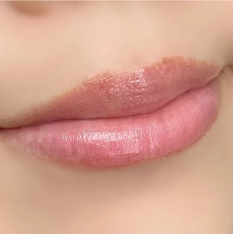 メンソレータム リップフォンデュ ベビーピンクをブルベがスウォッチ