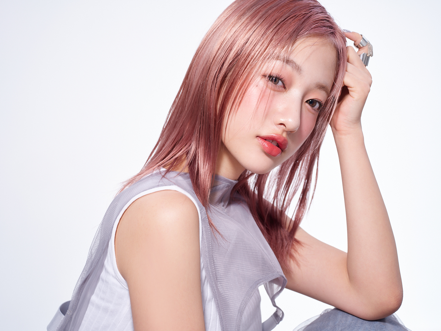 私立恵比寿中学　桜木心菜　レッドメイク　メンバーカラーメイク