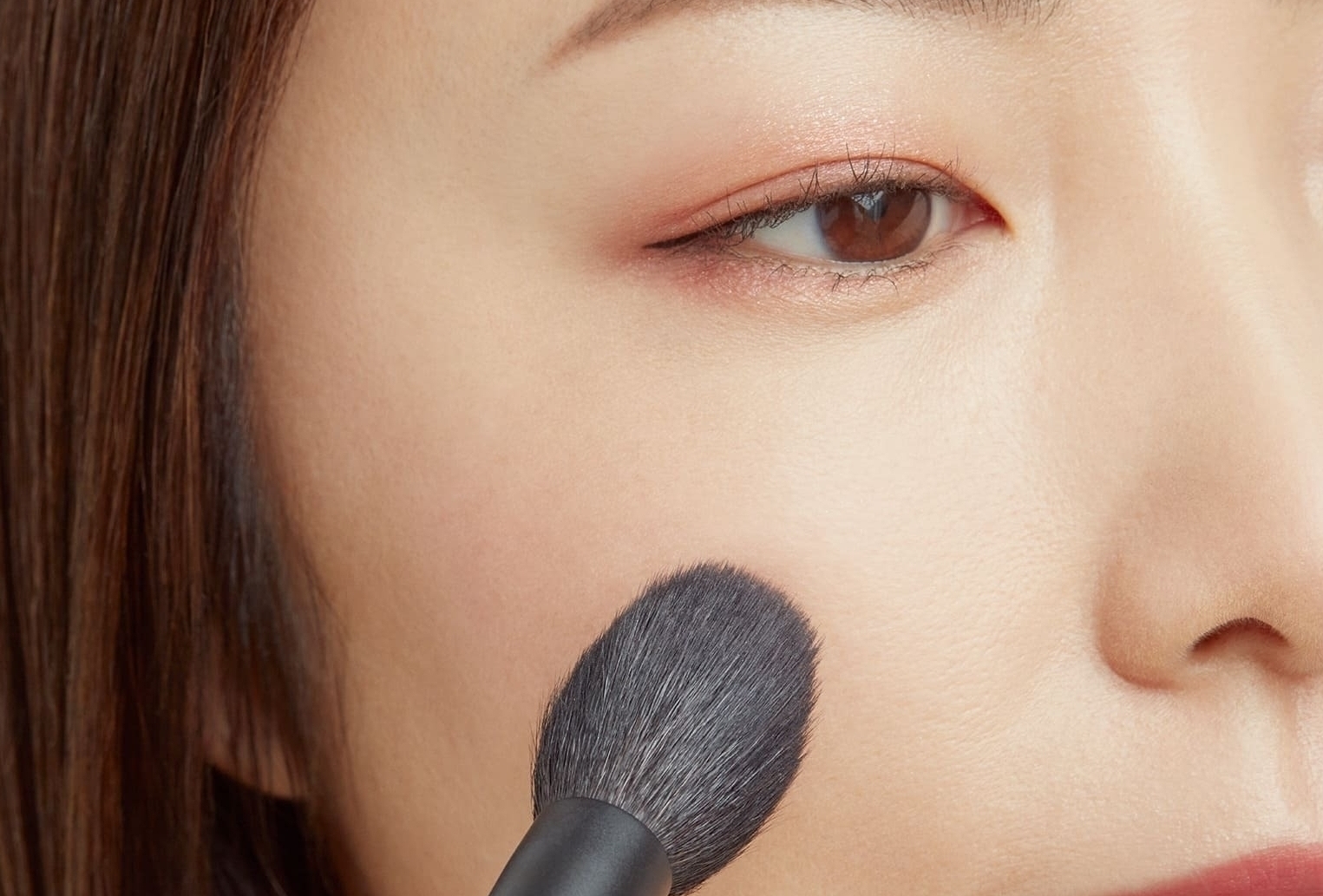 MEGUMIさん 着物メイク やり方 チーク