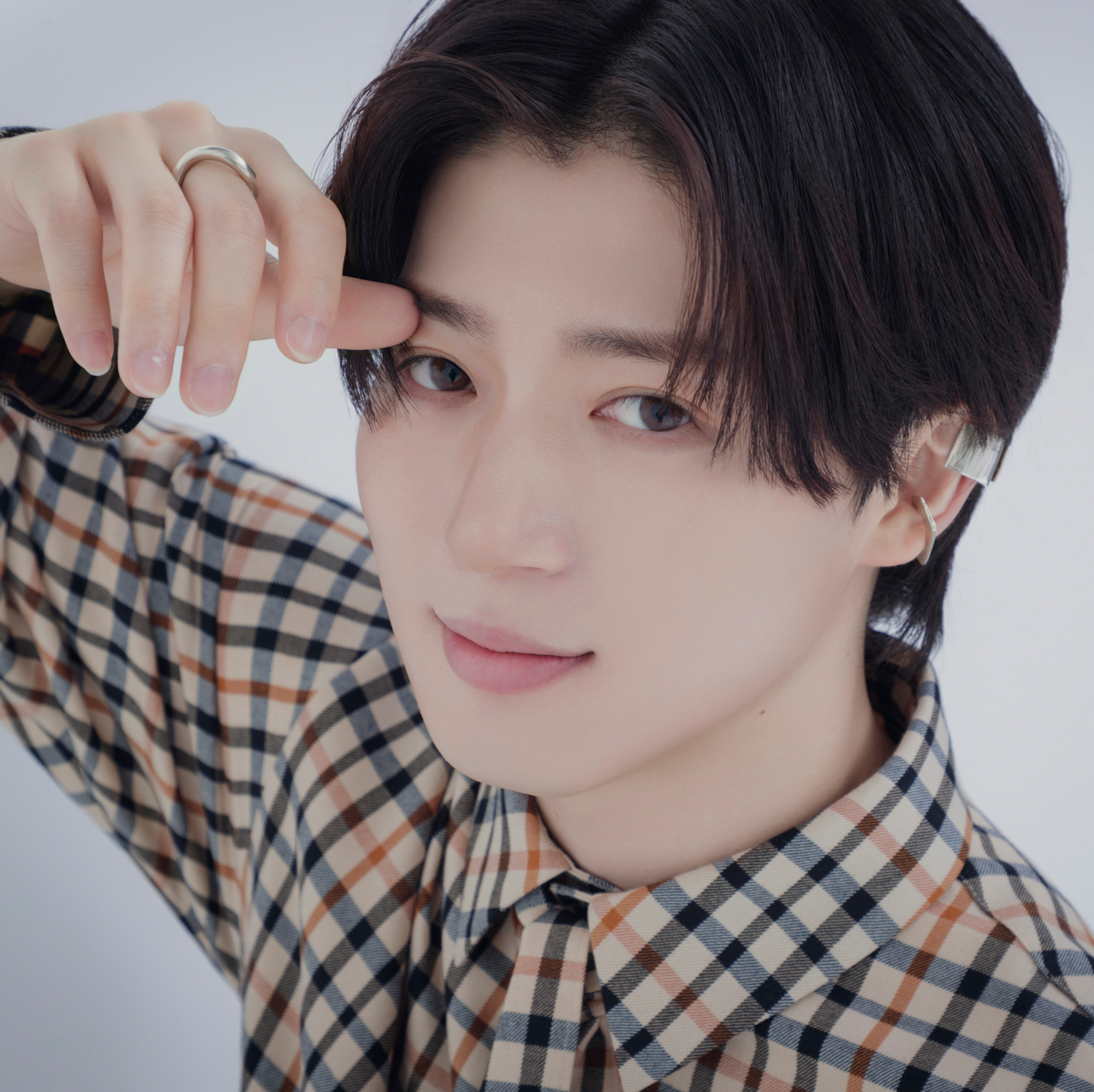 西山智樹　timelesz project タイプロ TAG SEARCH　バストアップ