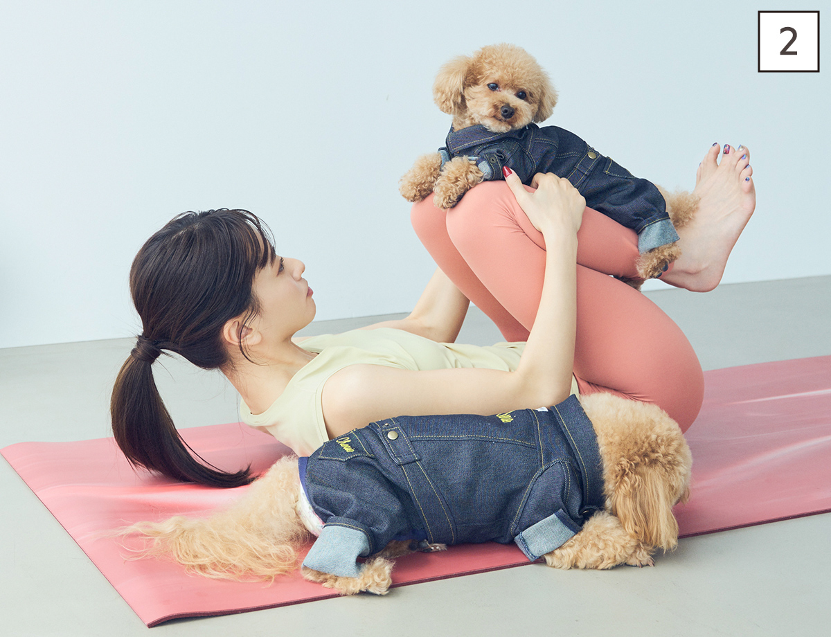 ドッグヨガ　ガス抜きのポーズ②