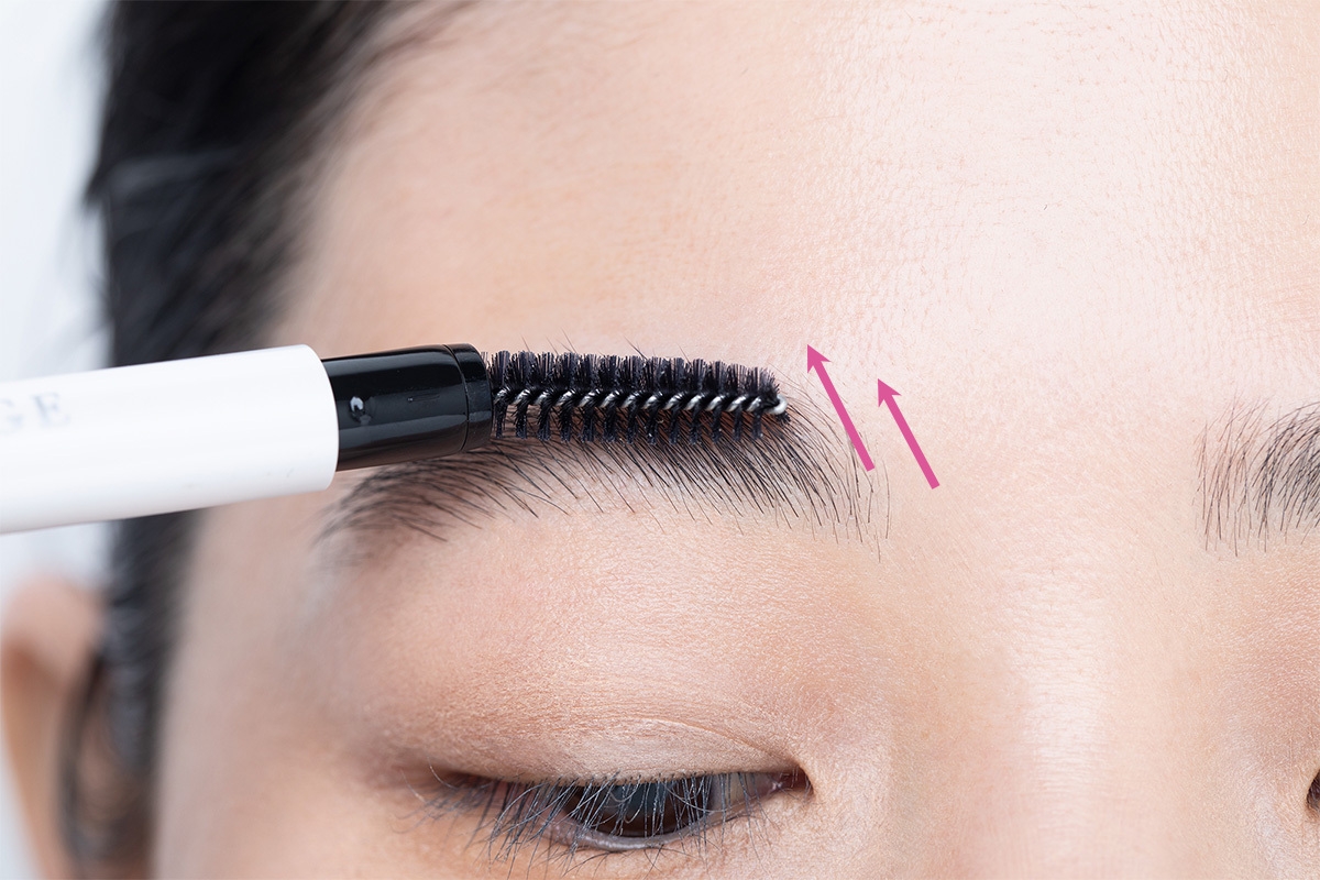 40代 アラフォー 眉毛 太眉 描き方 ブラッシング