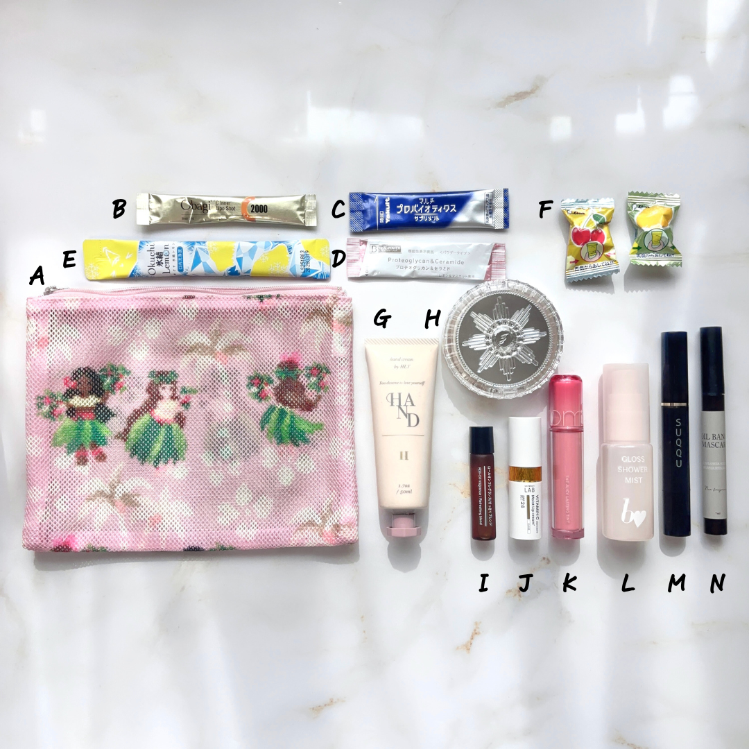 ポーチ 中身 社会人