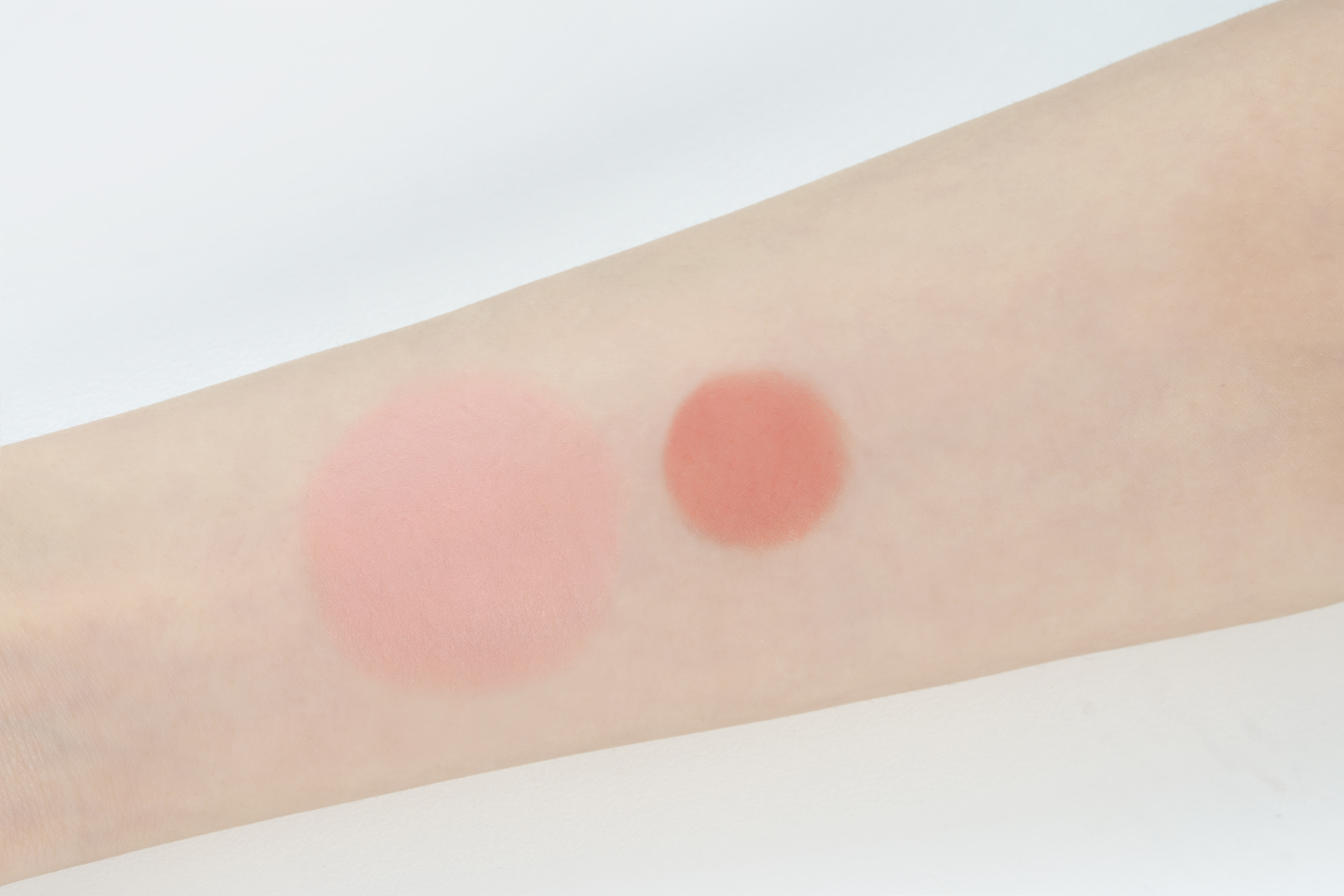 CR02 ベイビースマイル スウォッチ