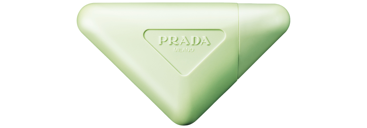 マキア ベストコスメ2025下半期 パーツケア部門 2位 PRADA BEAUTY　プラダ ハンド トリプルケア ハンドクリーム