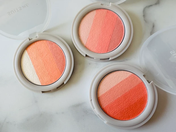 ドンキコスメ 500円 SUITS me パウダーチーク