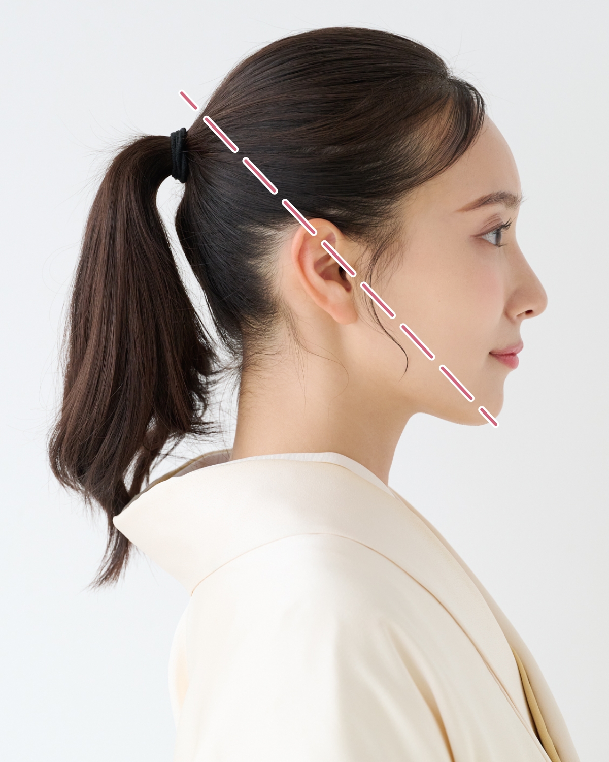 【セミロング①着物】清潔感と上品さを兼ね備えたくるりぱ仕立てのシニヨン　STEP２