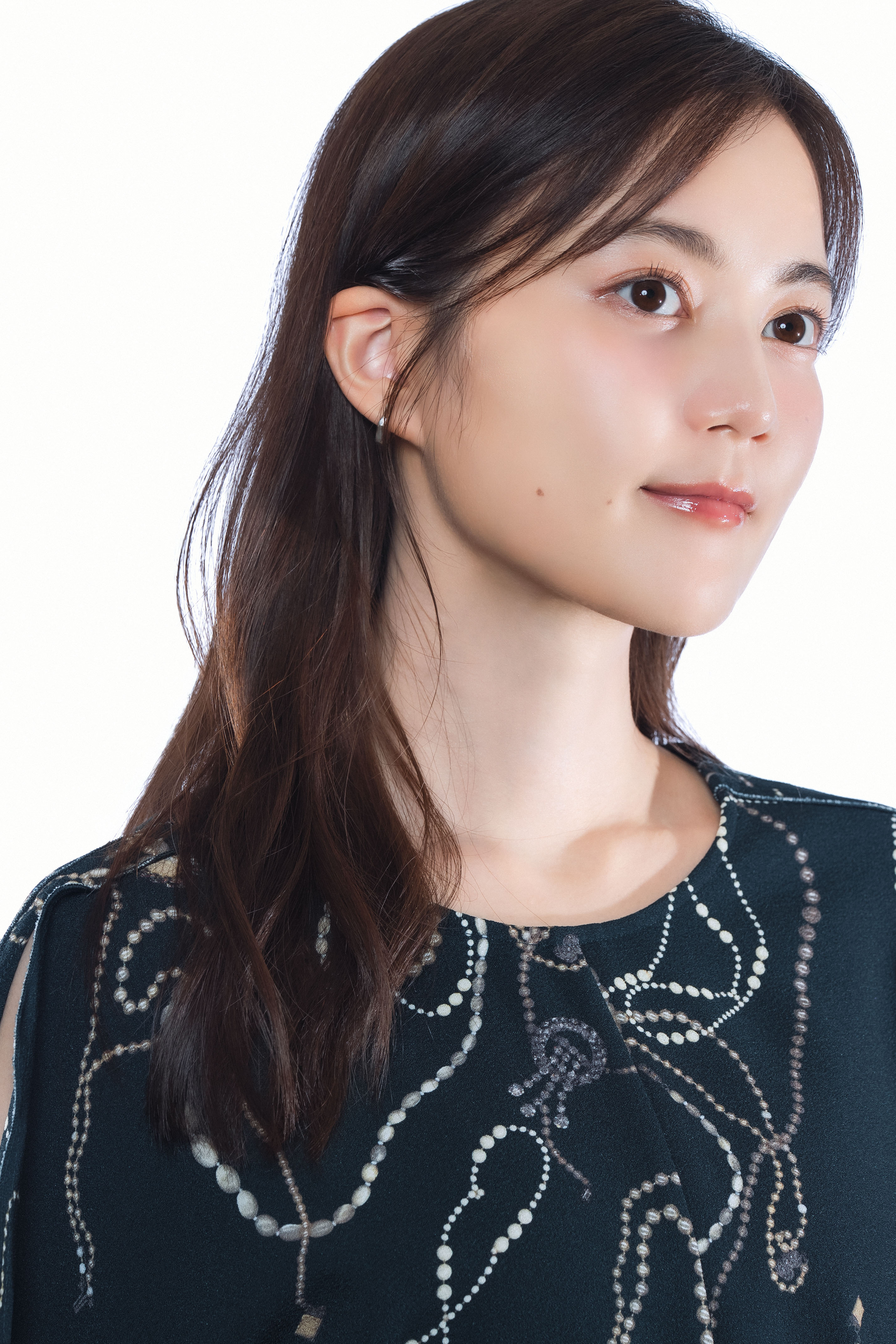 生田絵梨花　乃木坂46　マキア　横顔