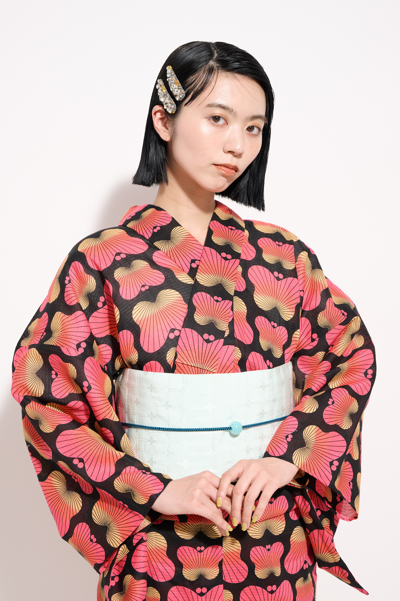 浴衣ヘアアレンジ ボブ サイドパート