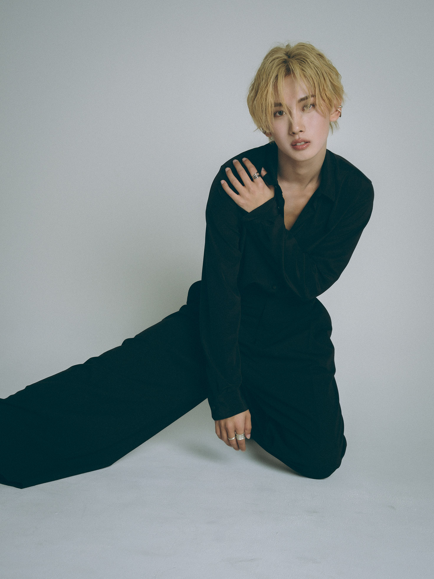 モデル 鈴木凌　中腰