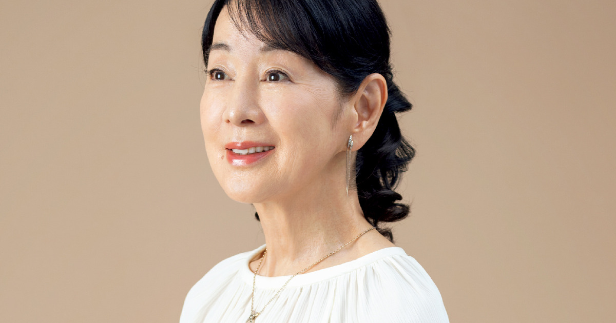 吉永小百合さん、変わらぬ美しさの秘訣。「スクワット60回、腹筋100回