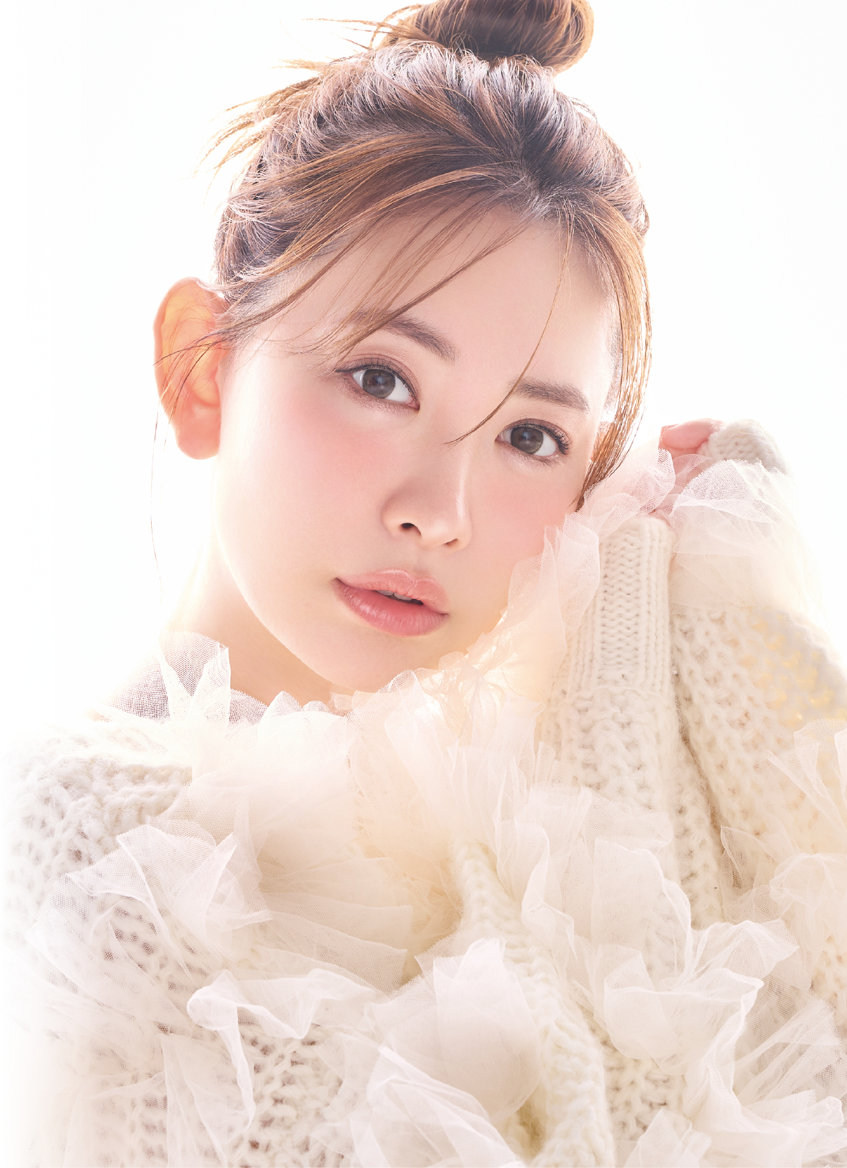 【小嶋陽菜さんの温活】自宅＆オフィスに常備！体を内側から温めるこじはる愛用品4選