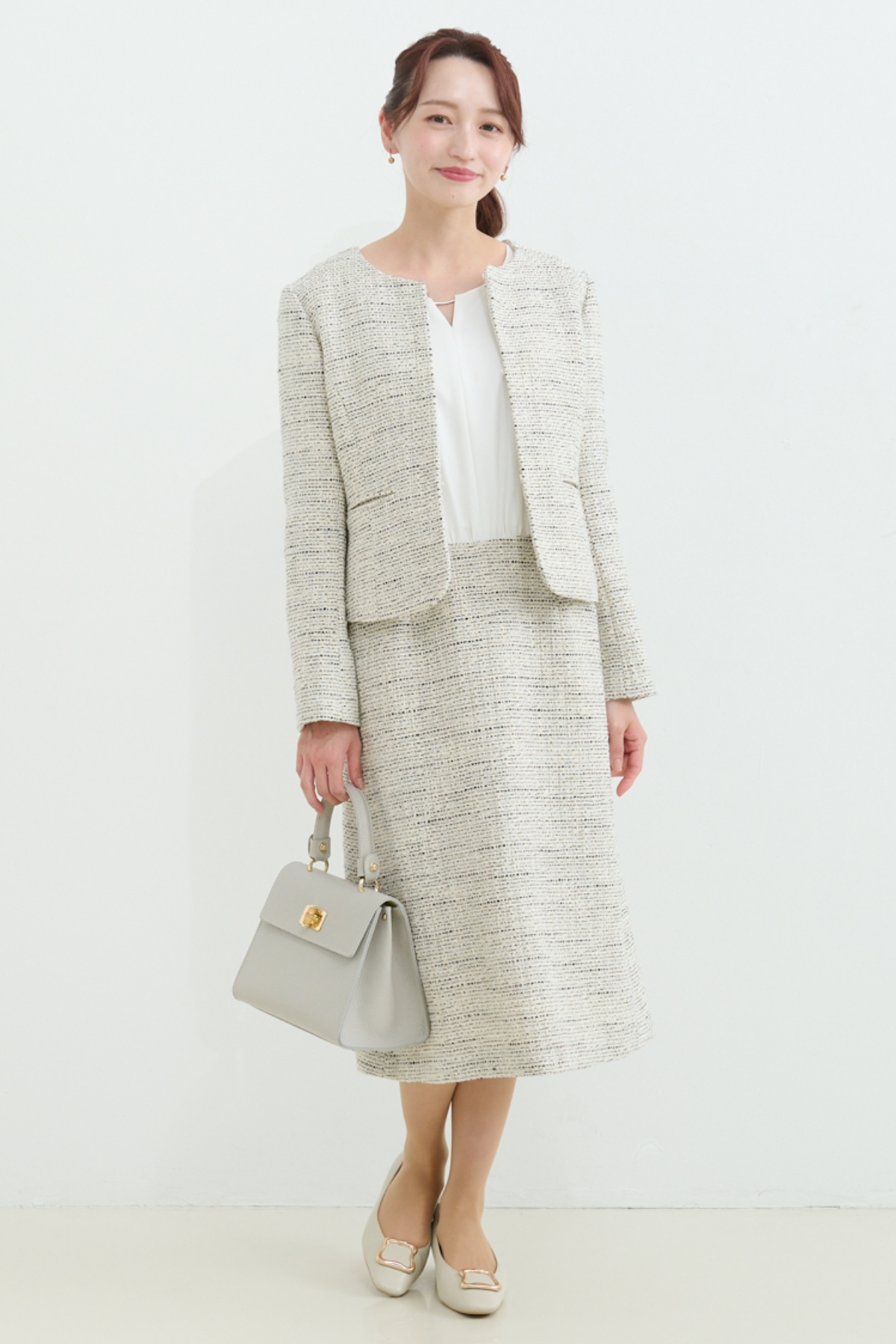 【卒入園式・卒入学式のカジュアルスーツスタイルに似合う髪型】ミディアム編