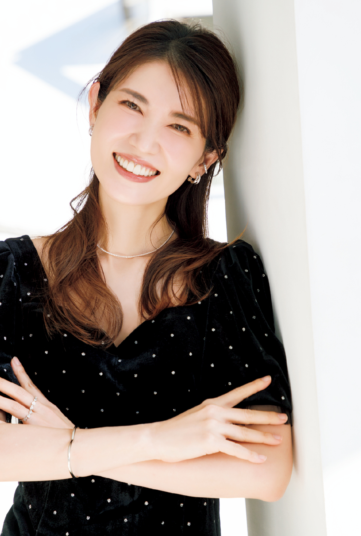 友利 新先生、実は3枚目キャラだった!? スタッフの証言から「日本一忙しい医師」の素顔が明らかに