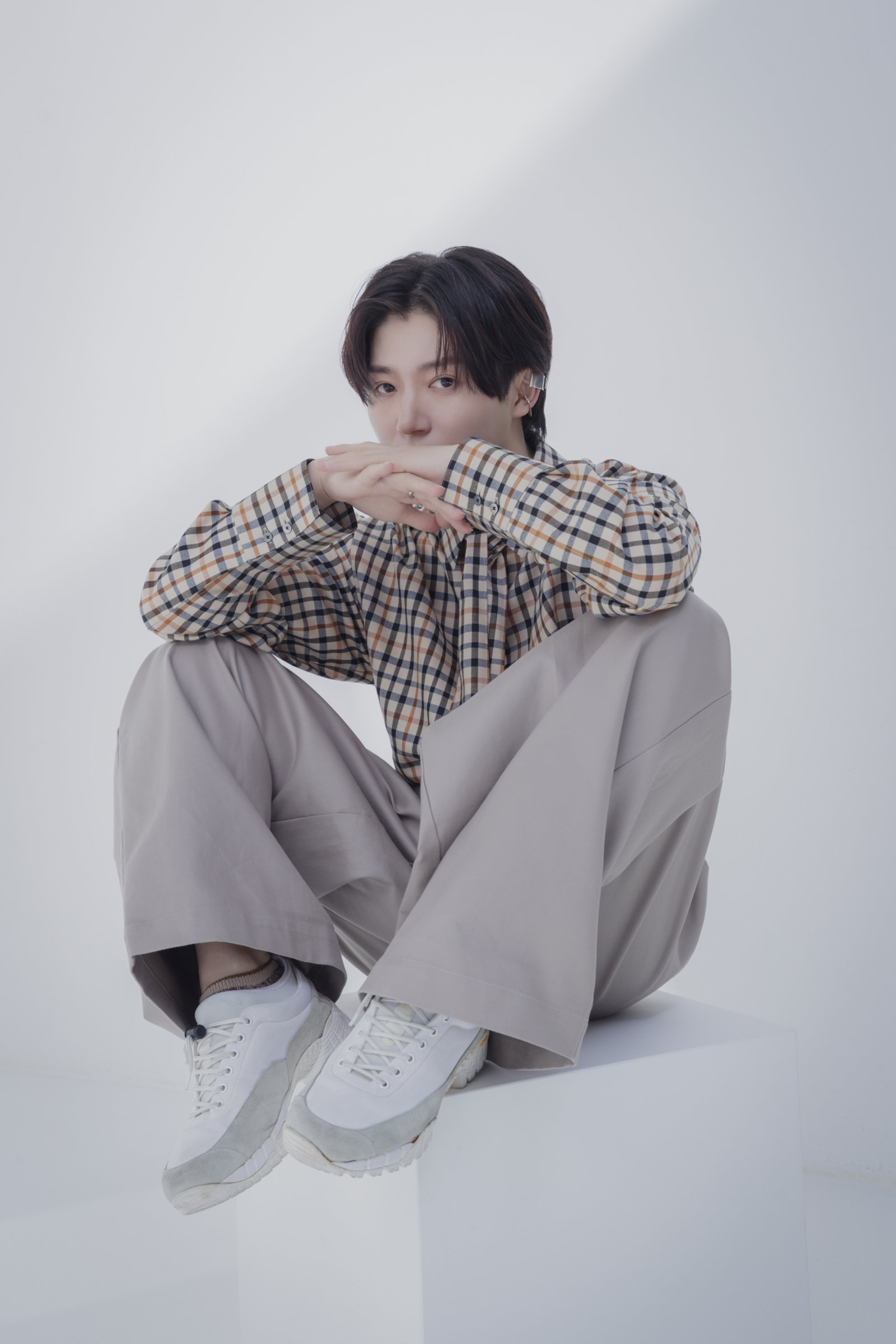 西山智樹　timelesz project タイプロ TAG SEARCH　しゃがみ