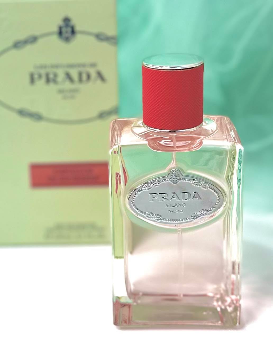 プラダ ビューティ　インフュージョン ドゥ プラダ ルバーブ オーデパルファム