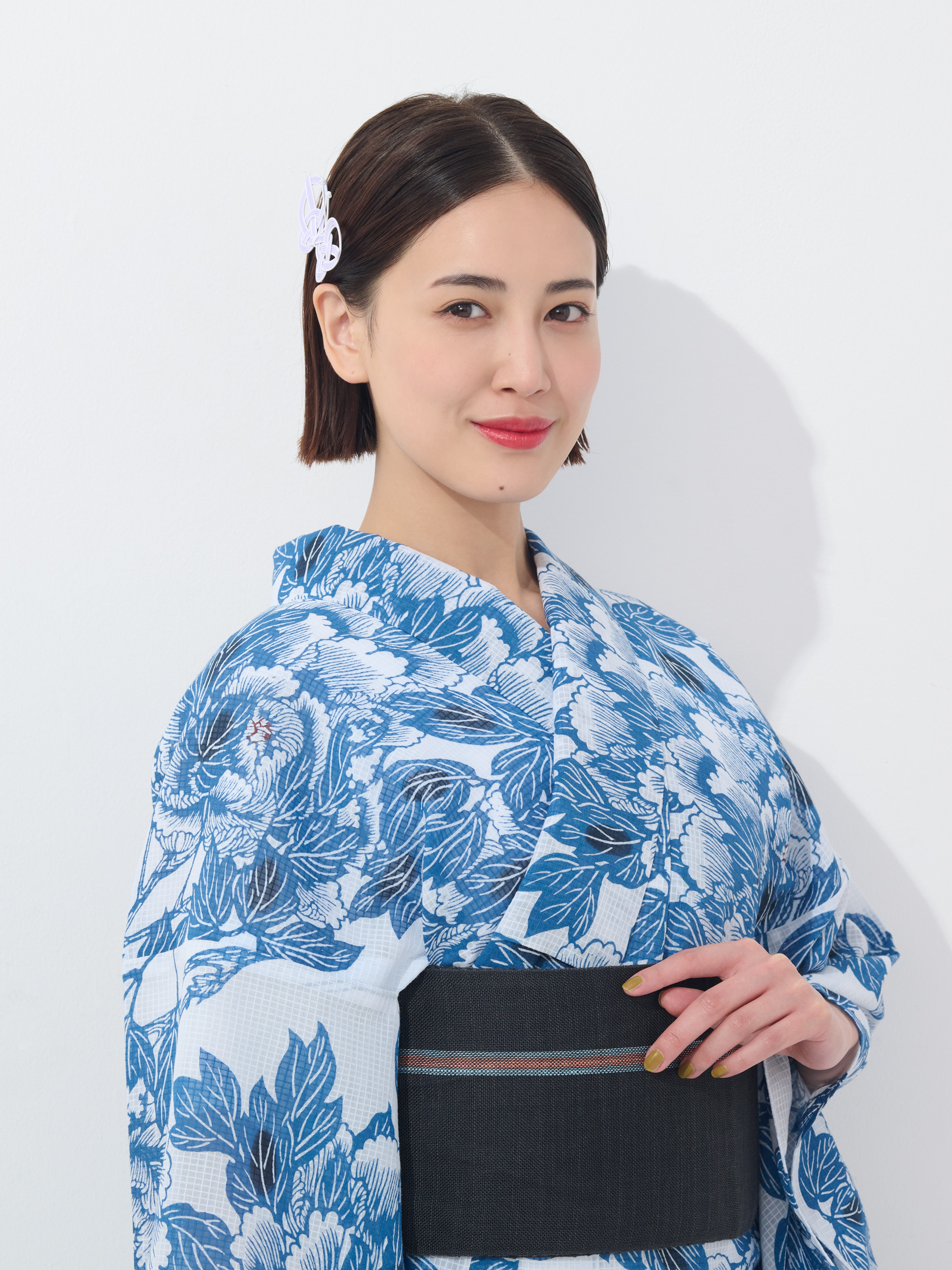 浴衣 ショートヘア メイク 藤井夏恋