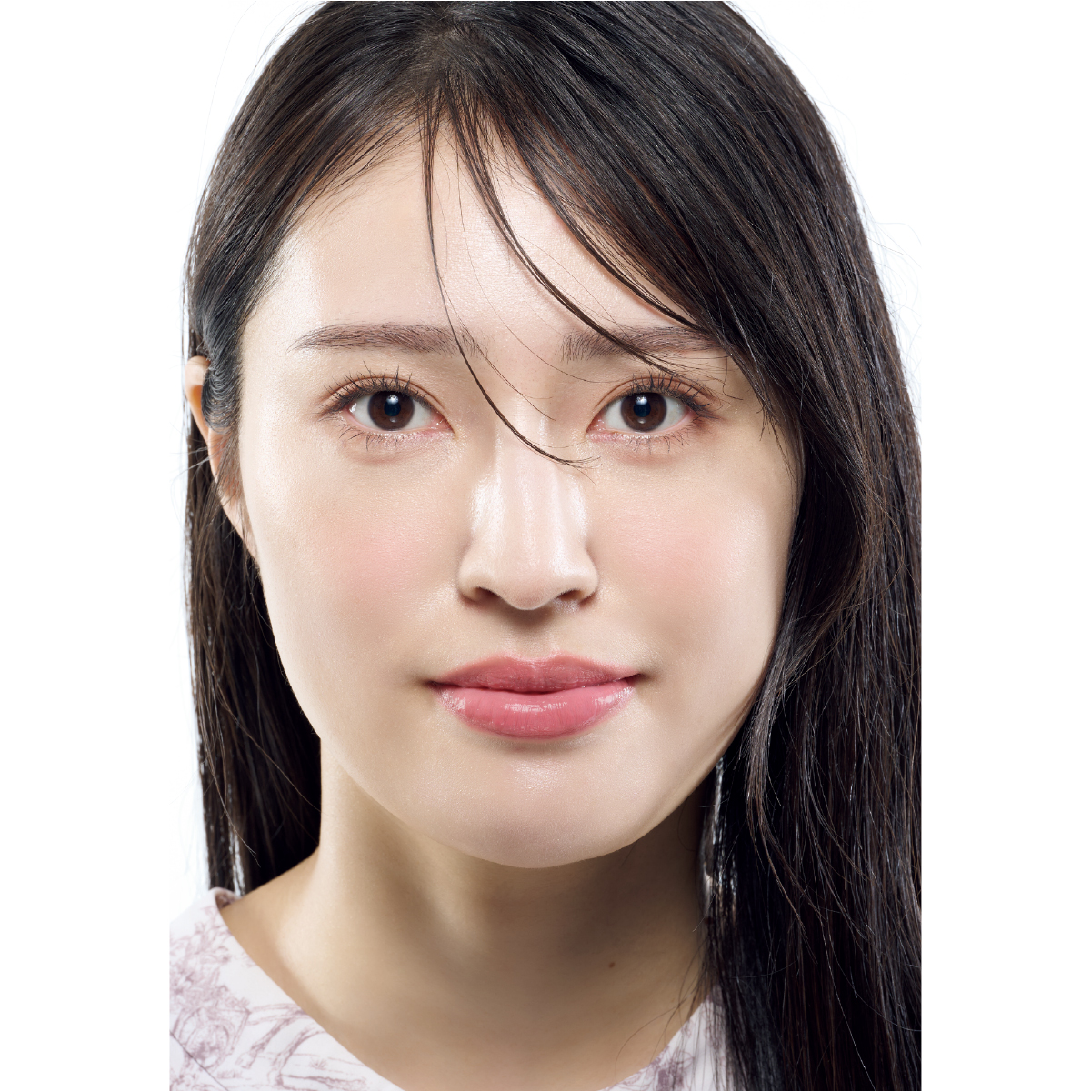 紫ぐまタイプのくまカバー＆涙袋メイクのテクニック