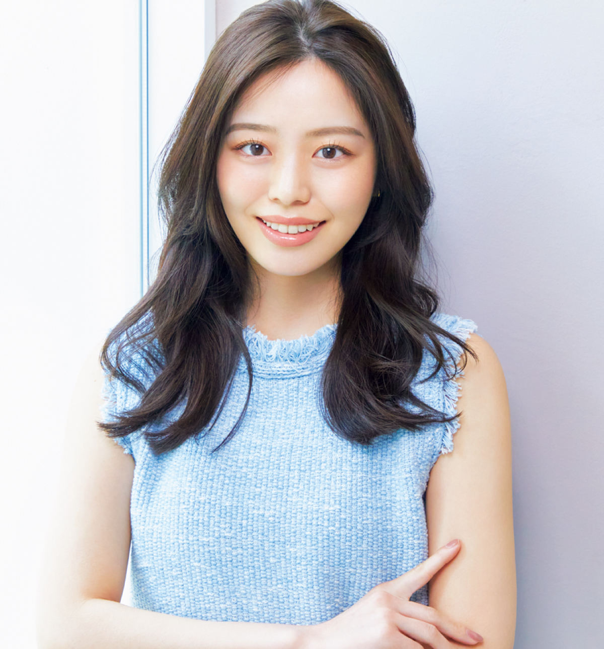 崩れる、ぺちゃんこ、巻きが取れる、梅雨どきヘア悩み攻略法。神崎 恵さんの信頼スタイリストが伝授！