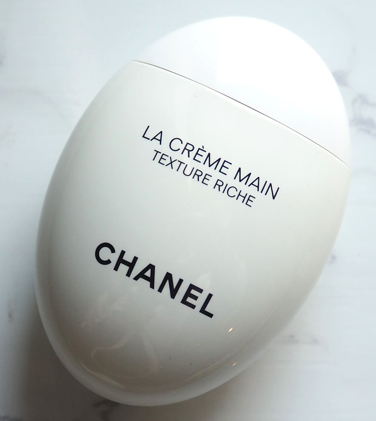 プレゼントにおすすめのハンドクリーム シャネル ラ クレーム マン テクスチャー リッシュ