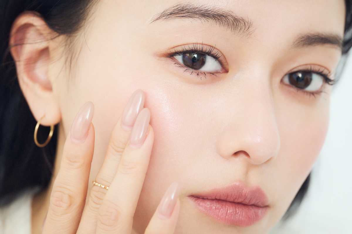 山本舞香さん　夏メイク　HOW TO MAKE-UP②