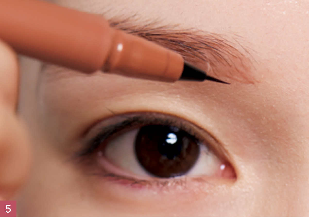 櫻坂46・守屋麗奈さんの“ナチュ盛りメイク”を全公開 PhotoGallery_1_1