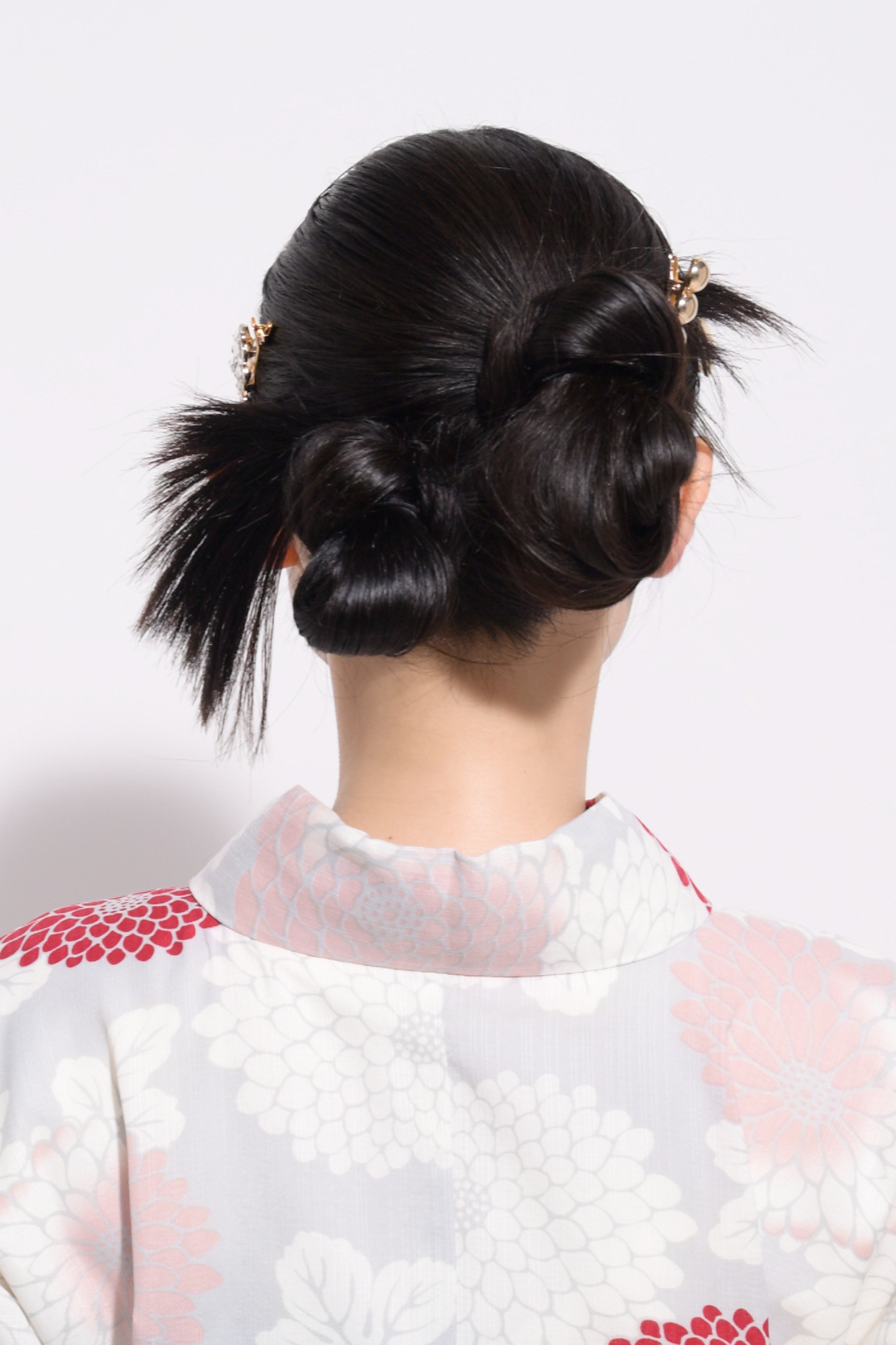 浴衣ヘアアレンジ　ロング　カチモリヘア　バック