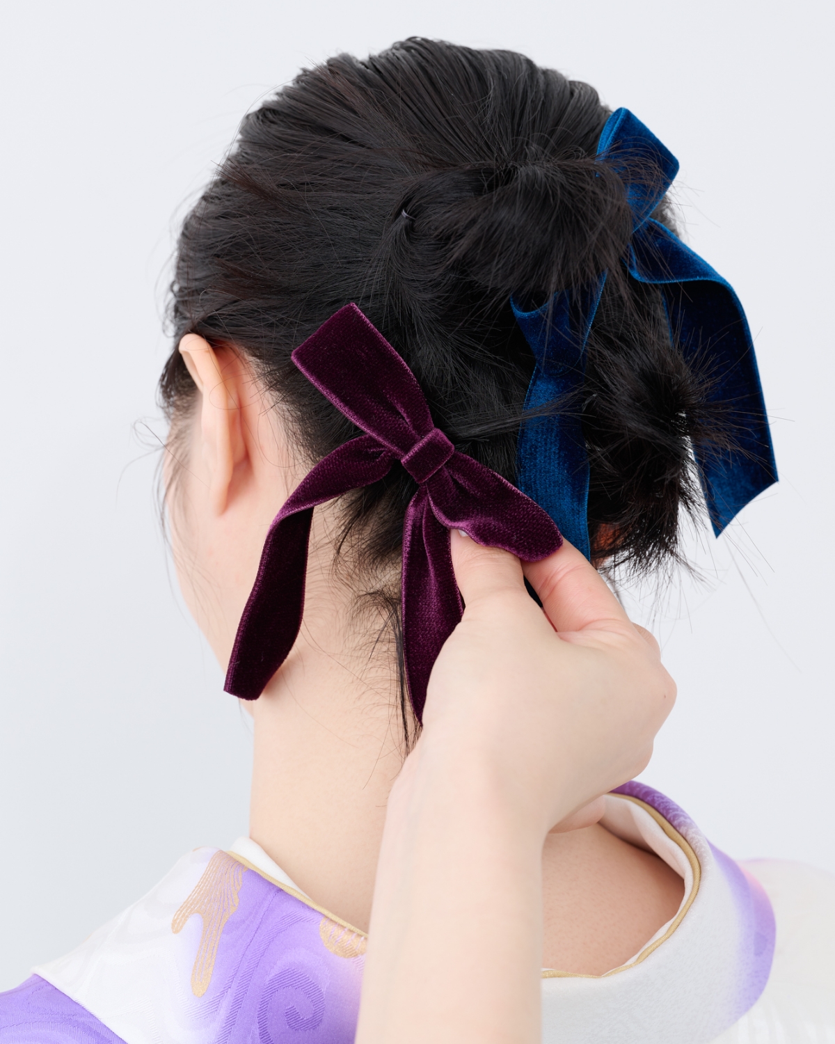 【卒業式袴ヘアアレンジ・ミディアム➁】ツンツン毛束感が可愛い♡ 韓国っぽカチモリヘア　STEP４