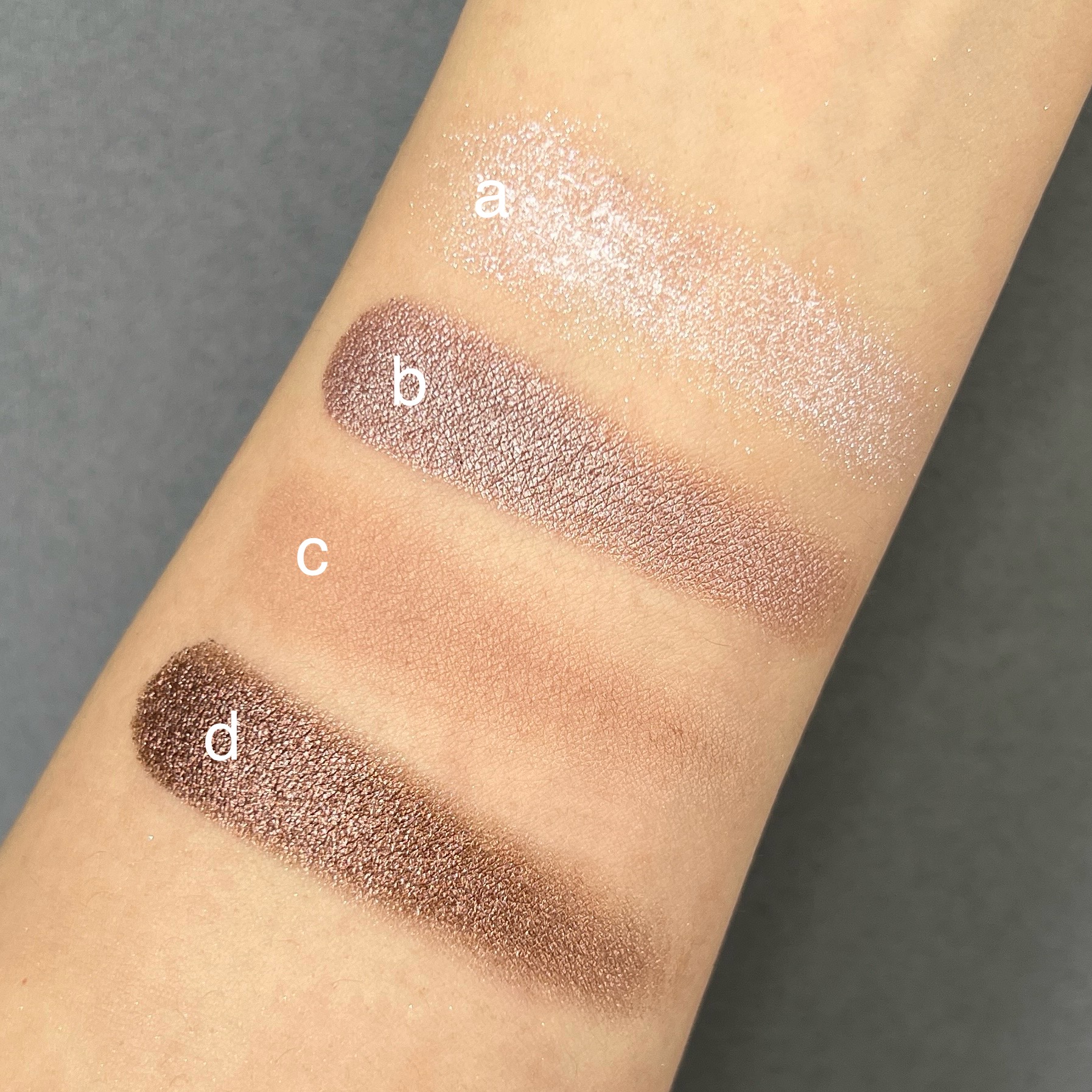 ブルべ冬 アイシャドウ シュウ ウエムラ アイスカルプト  フロスティ ライラック スウォッチ